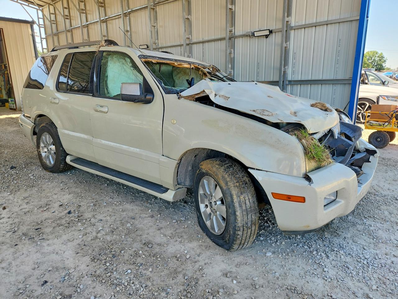 4M2EU38806UJ15005 · 2006 MERCURY MOUNTAINEER · 4/13