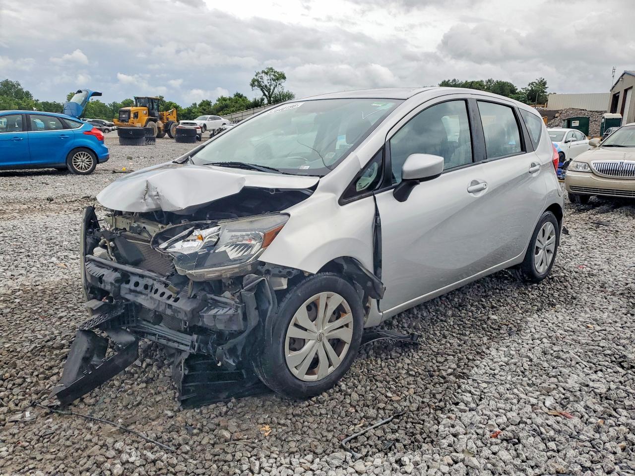 3N1CE2CPXHL355620 · 2017 NISSAN VERSA NOTE