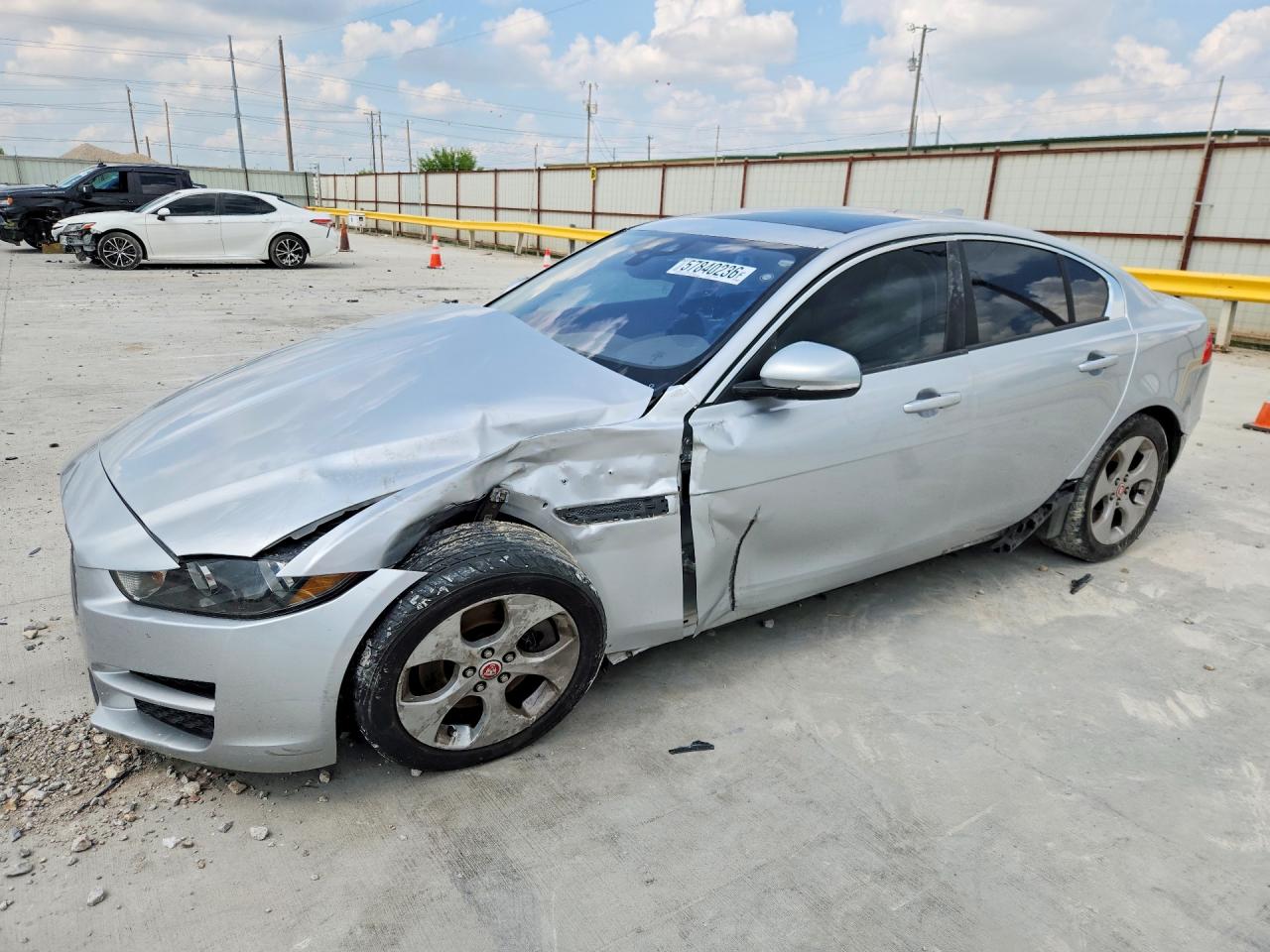 SAJAR4BG9HA965555 · 2017 JAGUAR XE