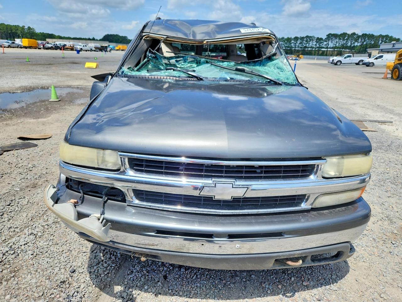 3GNFK16T4YG116599 · 2000 CHEVROLET SUBURBAN · 5/13