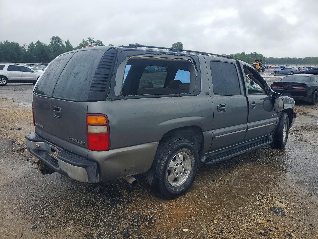 3GNFK16T4YG116599 · 2000 CHEVROLET SUBURBAN · 3/13