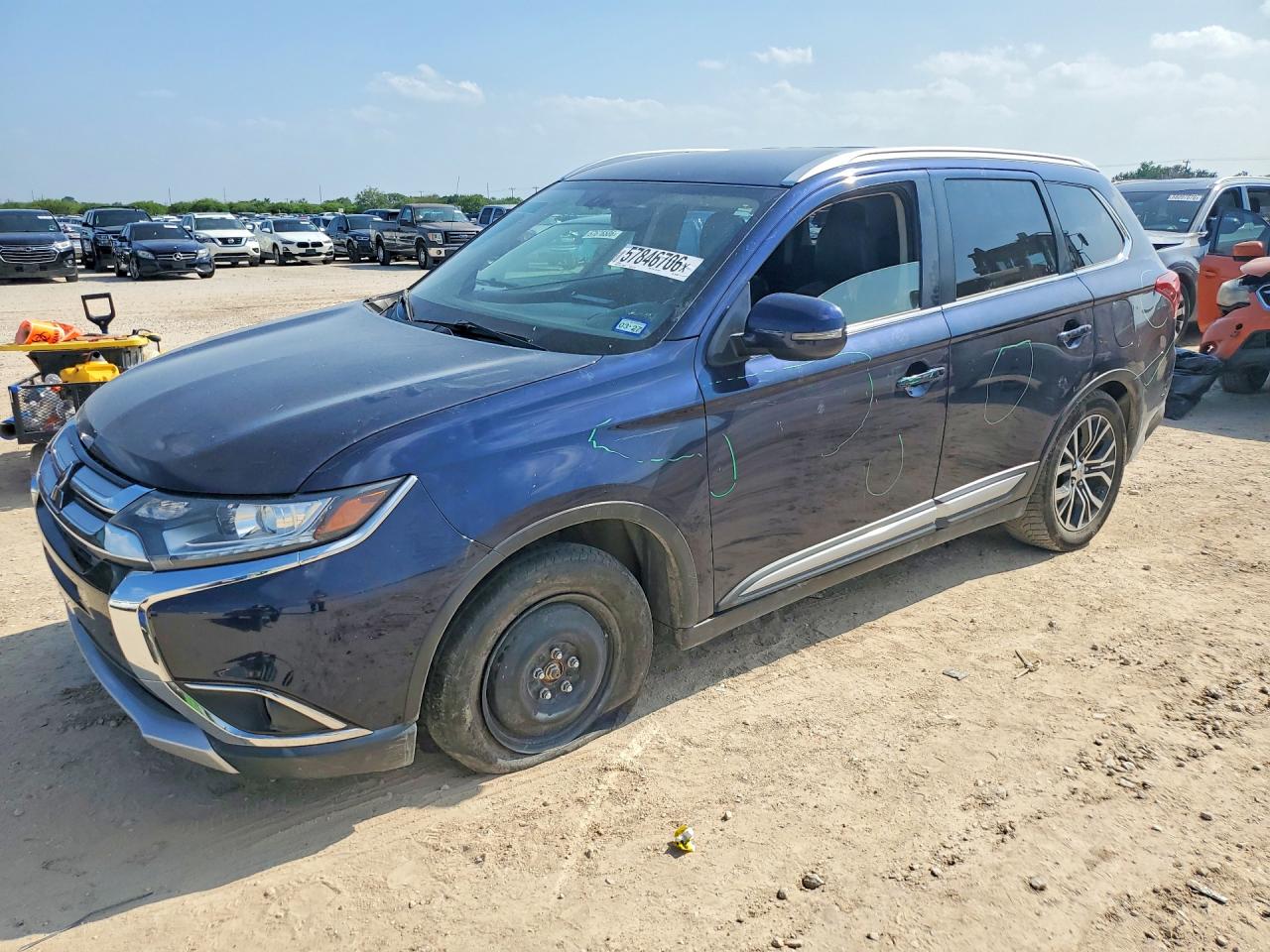 JA4AD3A34HZ047598 · 2017 MITSUBISHI OUTLANDER