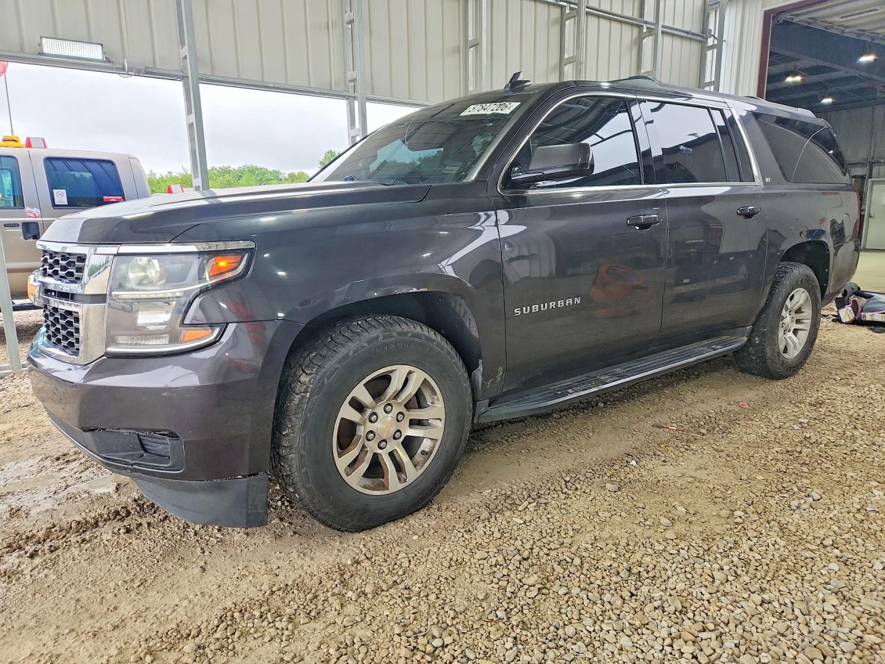 1GNSKHKC5HR223934 · 2017 CHEVROLET SUBURBAN