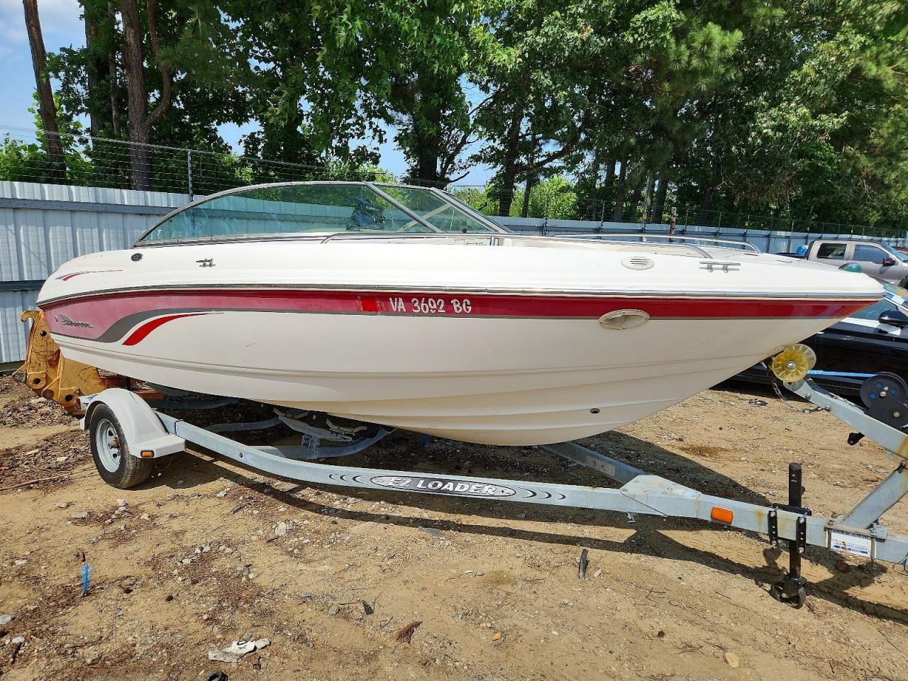 FGB20870H001 · 2001 CHAPARRAL BOAT