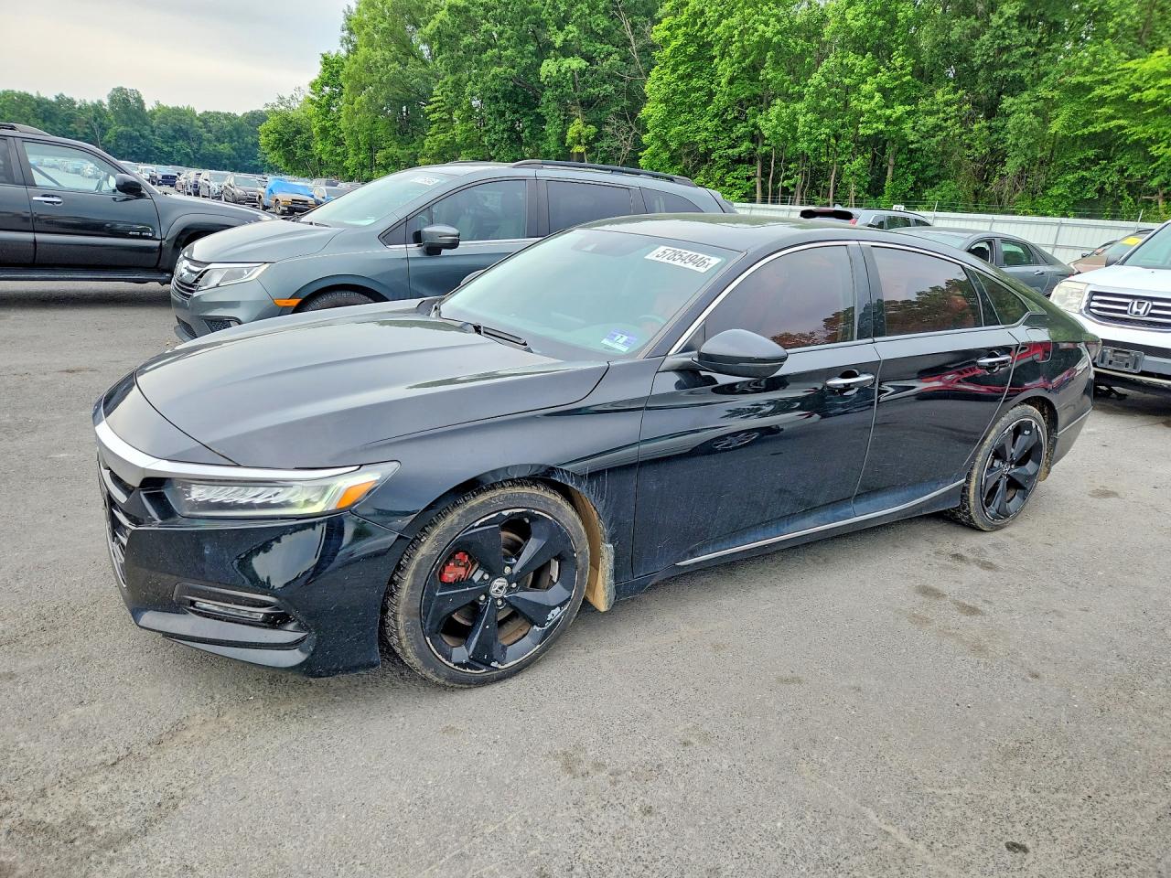 1HGCV1F96JA026268 · 2018 HONDA ACCORD