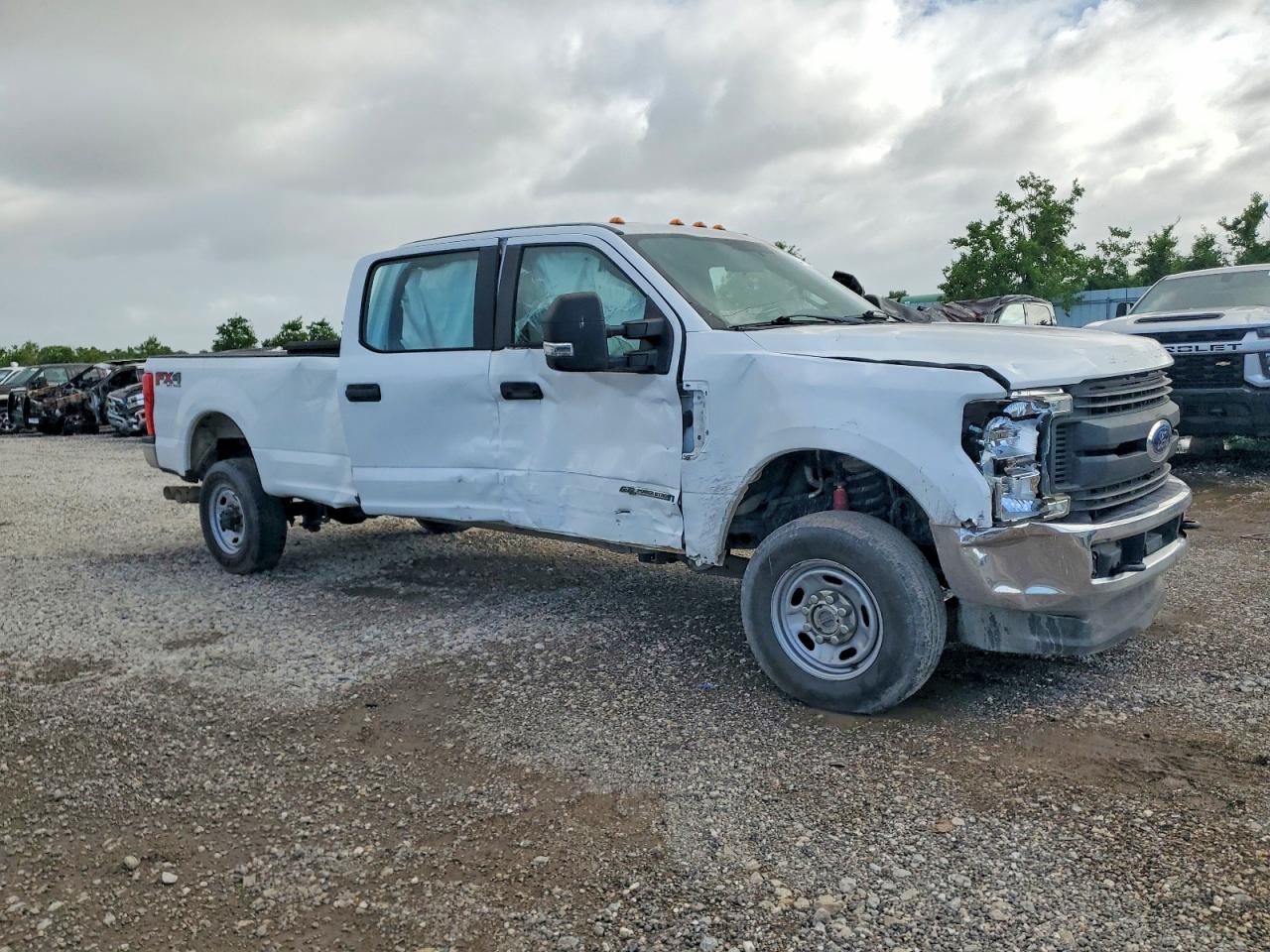 1FT8W3BT1HEC34348 · 2017 FORD F350