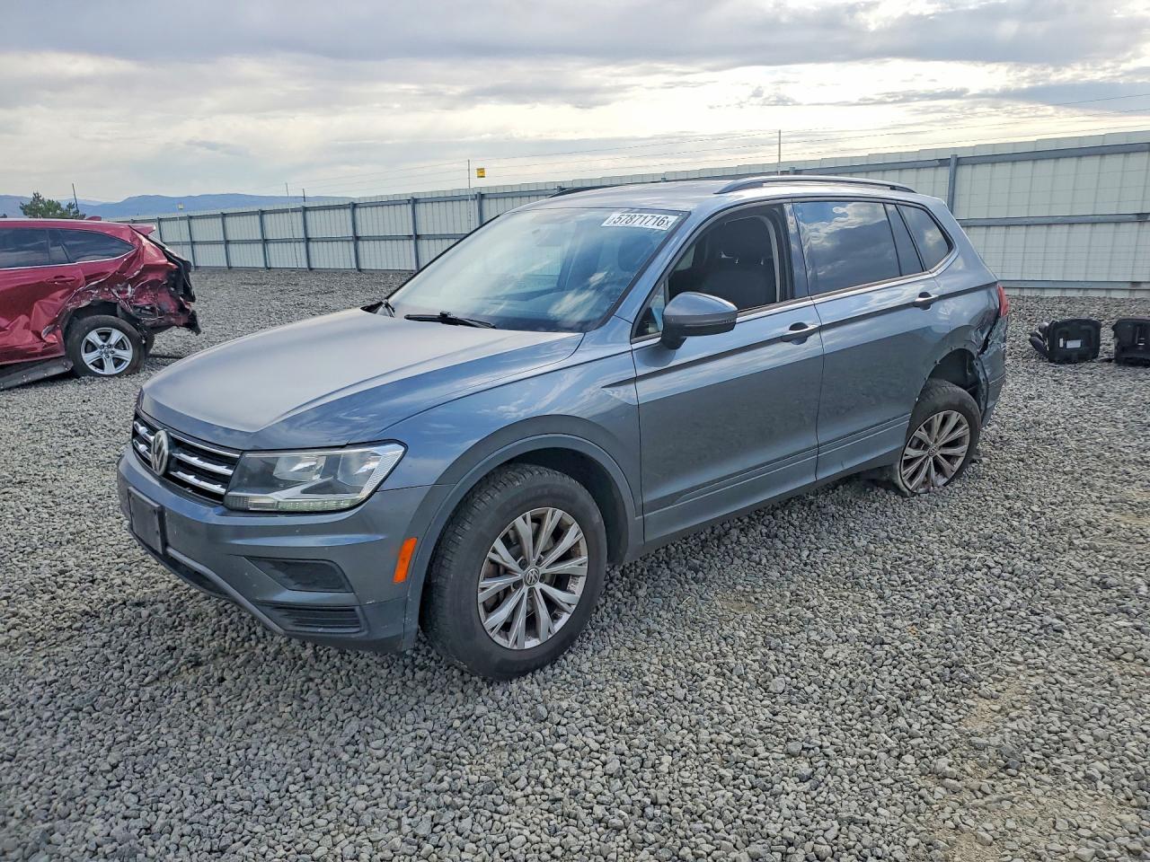 3VV0B7AX1KM142003 · 2019 VOLKSWAGEN TIGUAN