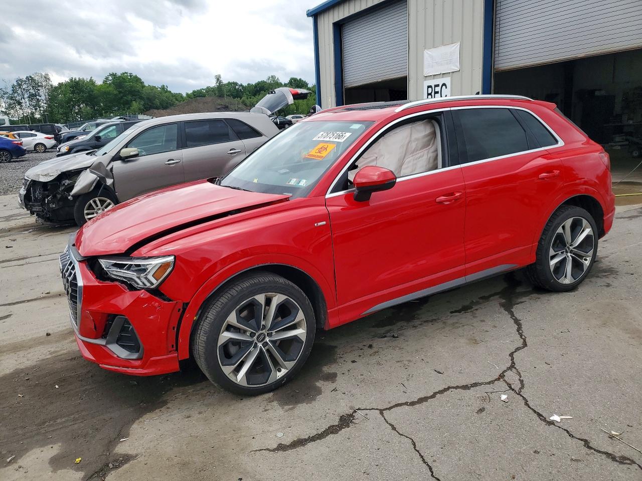 WA1EECF30L1041828 · 2020 AUDI Q3