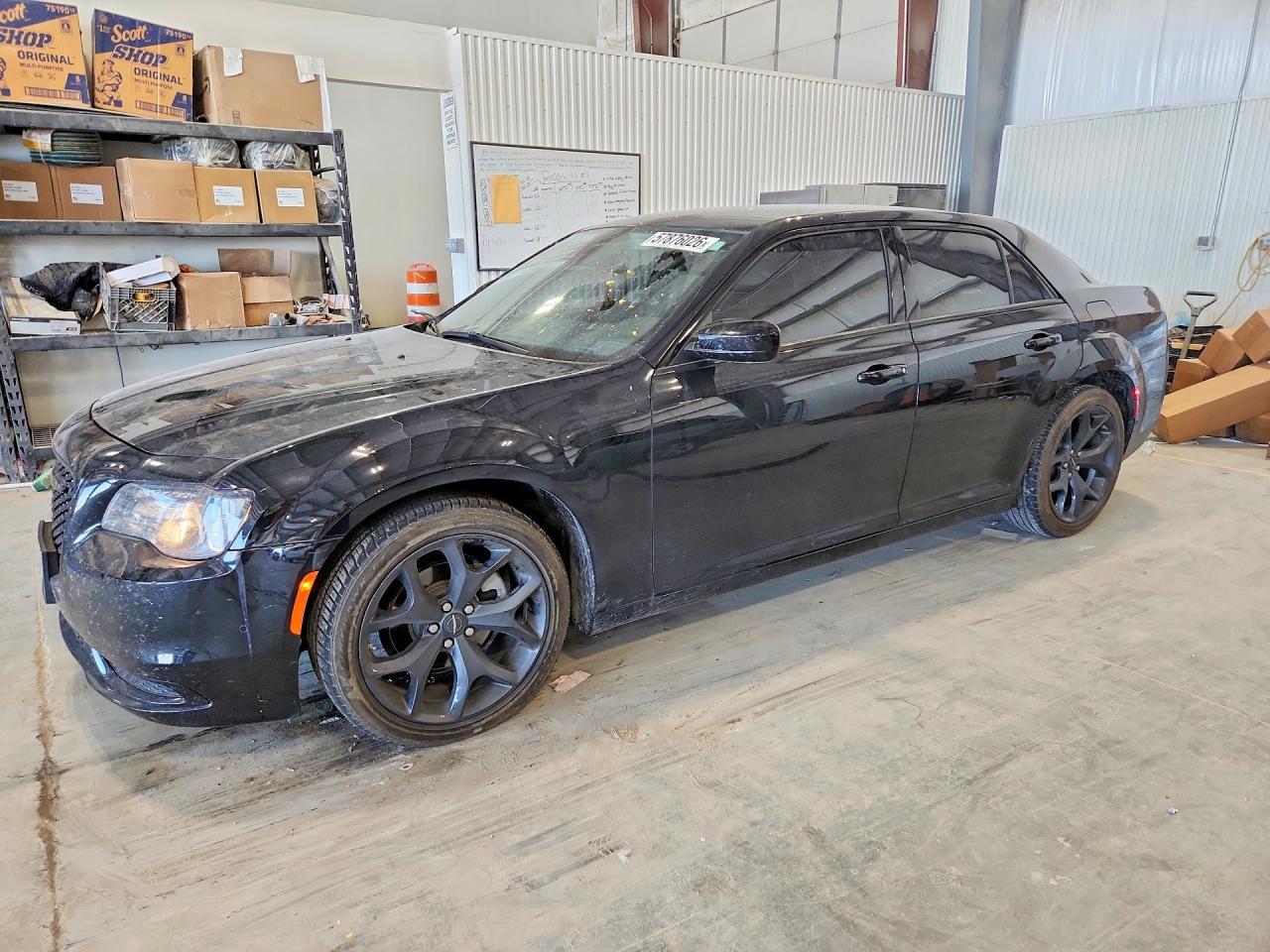 2C3CCAAGXPH676911 · 2023 CHRYSLER 300