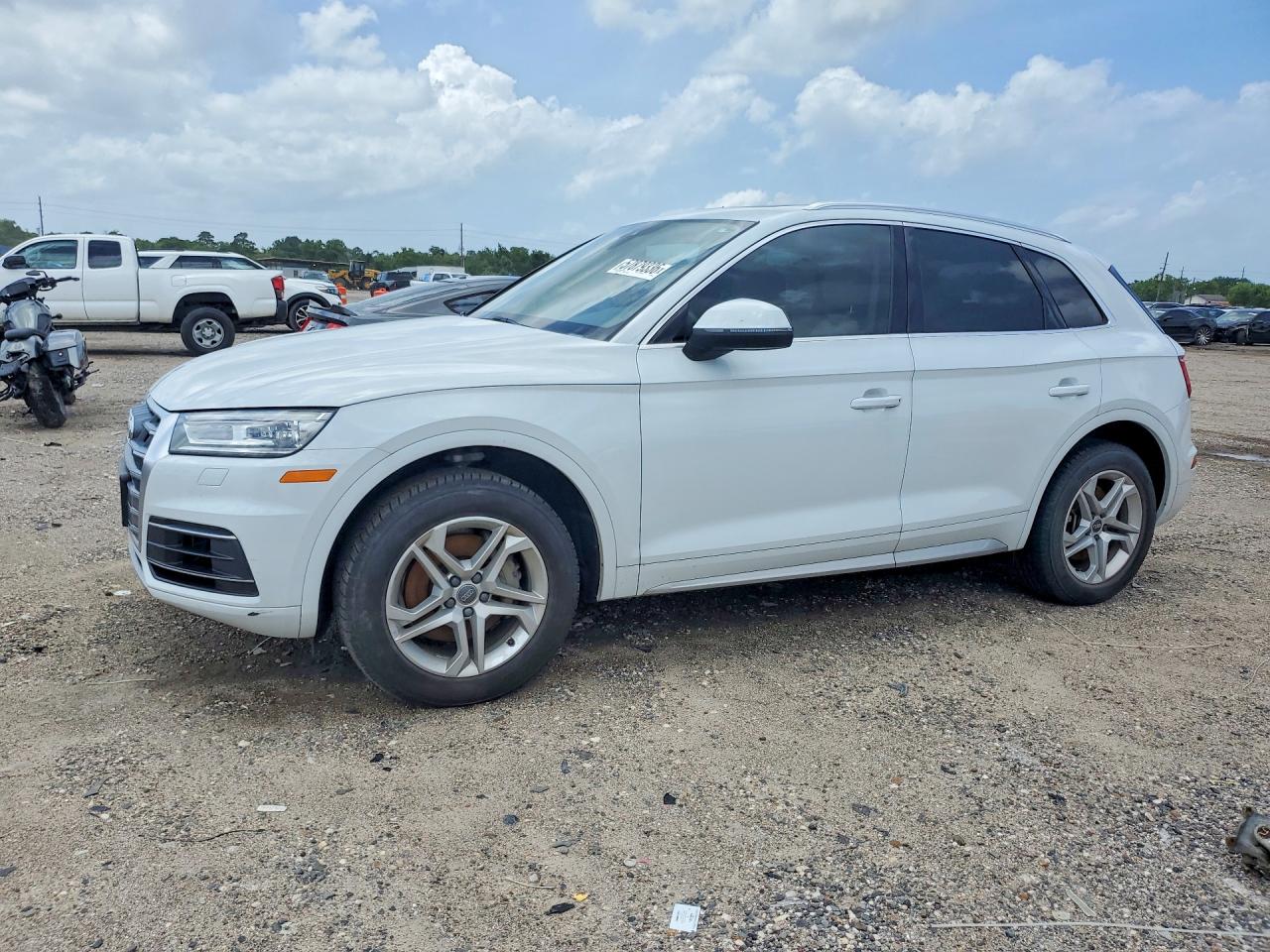 WA1ANAFY0K2045580 · 2019 AUDI Q5