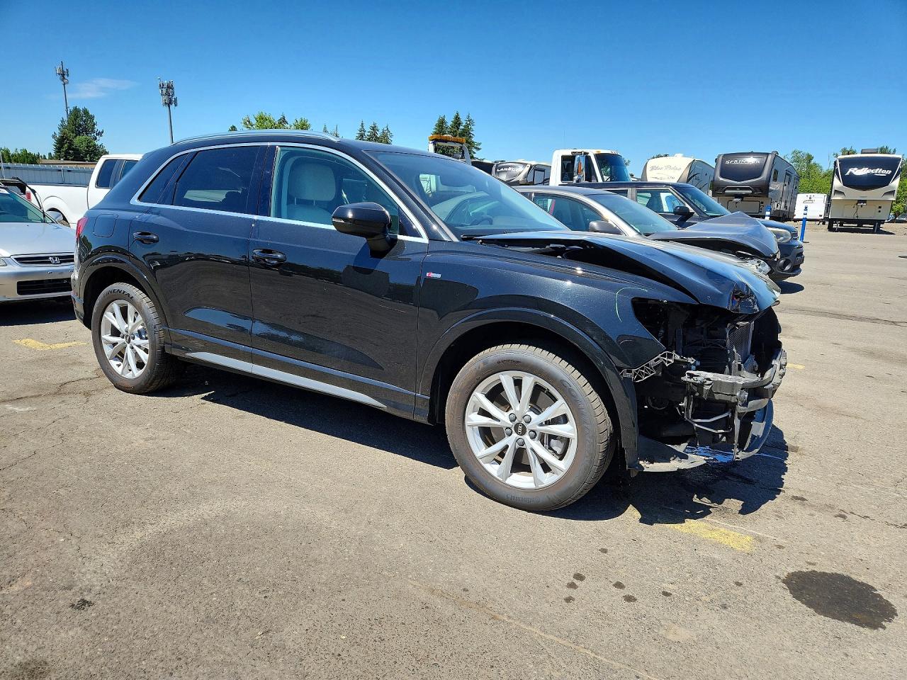 WA1DECF34N1070716 · 2022 AUDI Q3 · 4/12