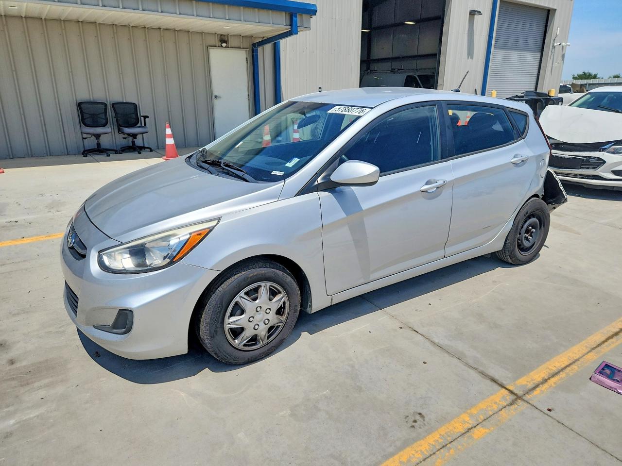 KMHCT5AE2FU213346 · 2015 HYUNDAI ACCENT