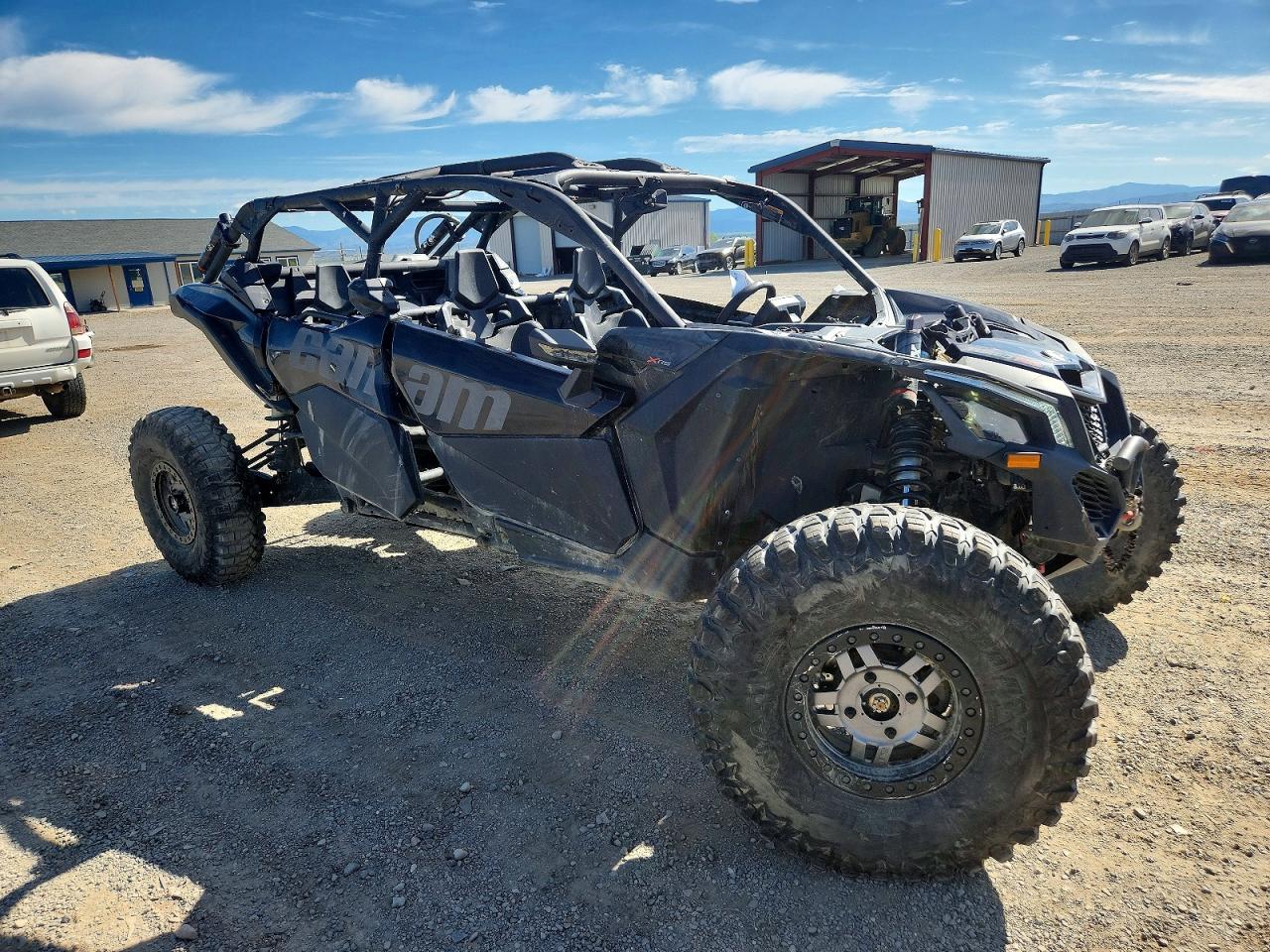 3JBVNAV43MK008023 · 2021 CAN-AM MAVERICK X3