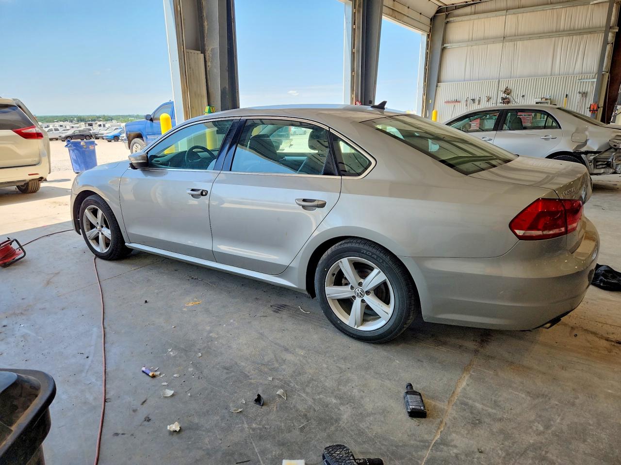 1VWBP7A3XDC111131 · 2013 VOLKSWAGEN PASSAT · 2/12