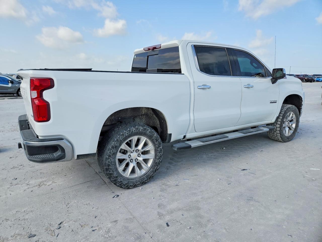 3GCUYGET9NG171483 · 2022 CHEVROLET SILVERADO LTD · 3/12