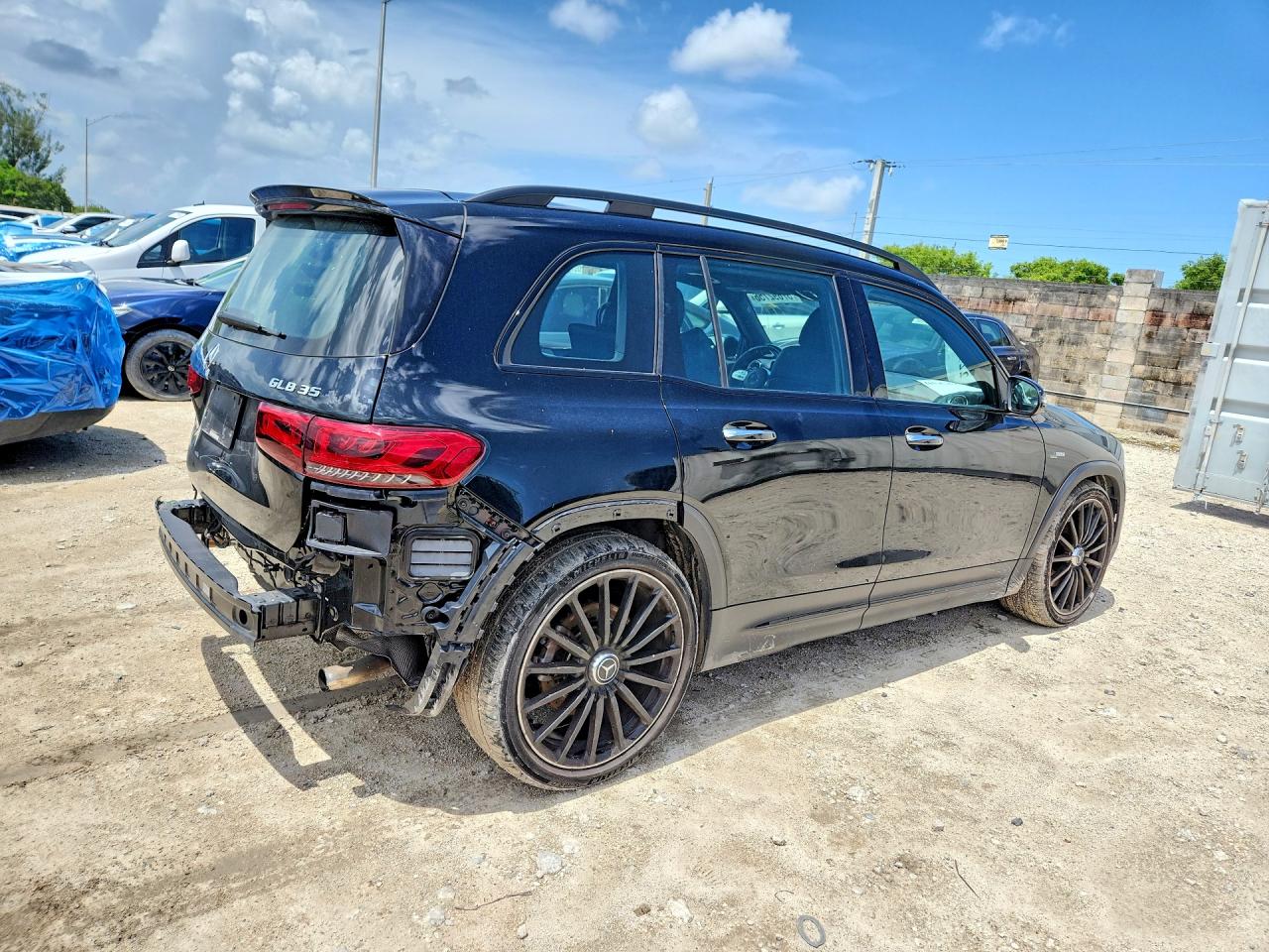 W1N4M5BB4PW297095 · 2023 MERCEDES-BENZ GLB · 3/14