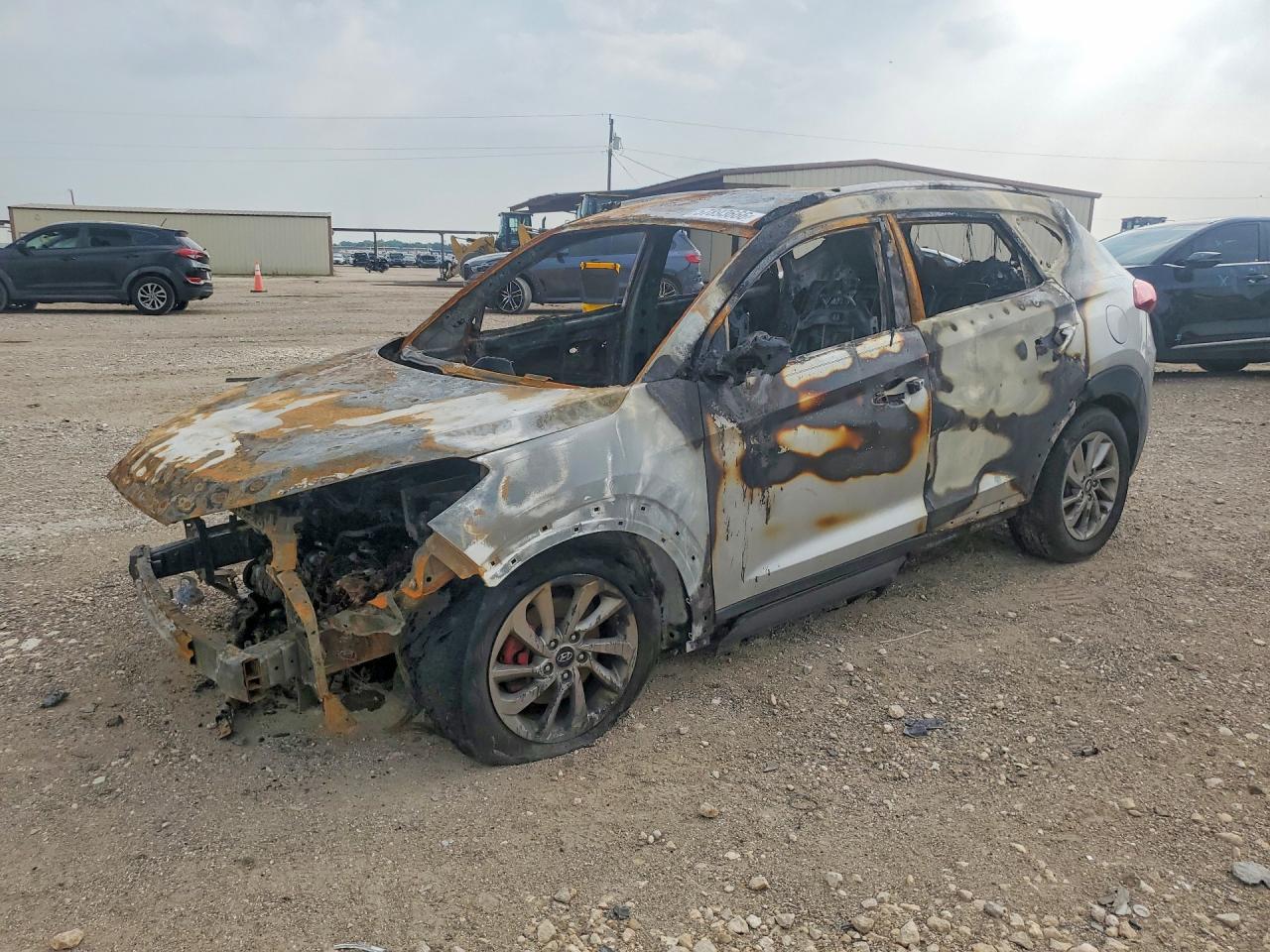 KM8J33A41GU172485 · 2016 HYUNDAI TUCSON