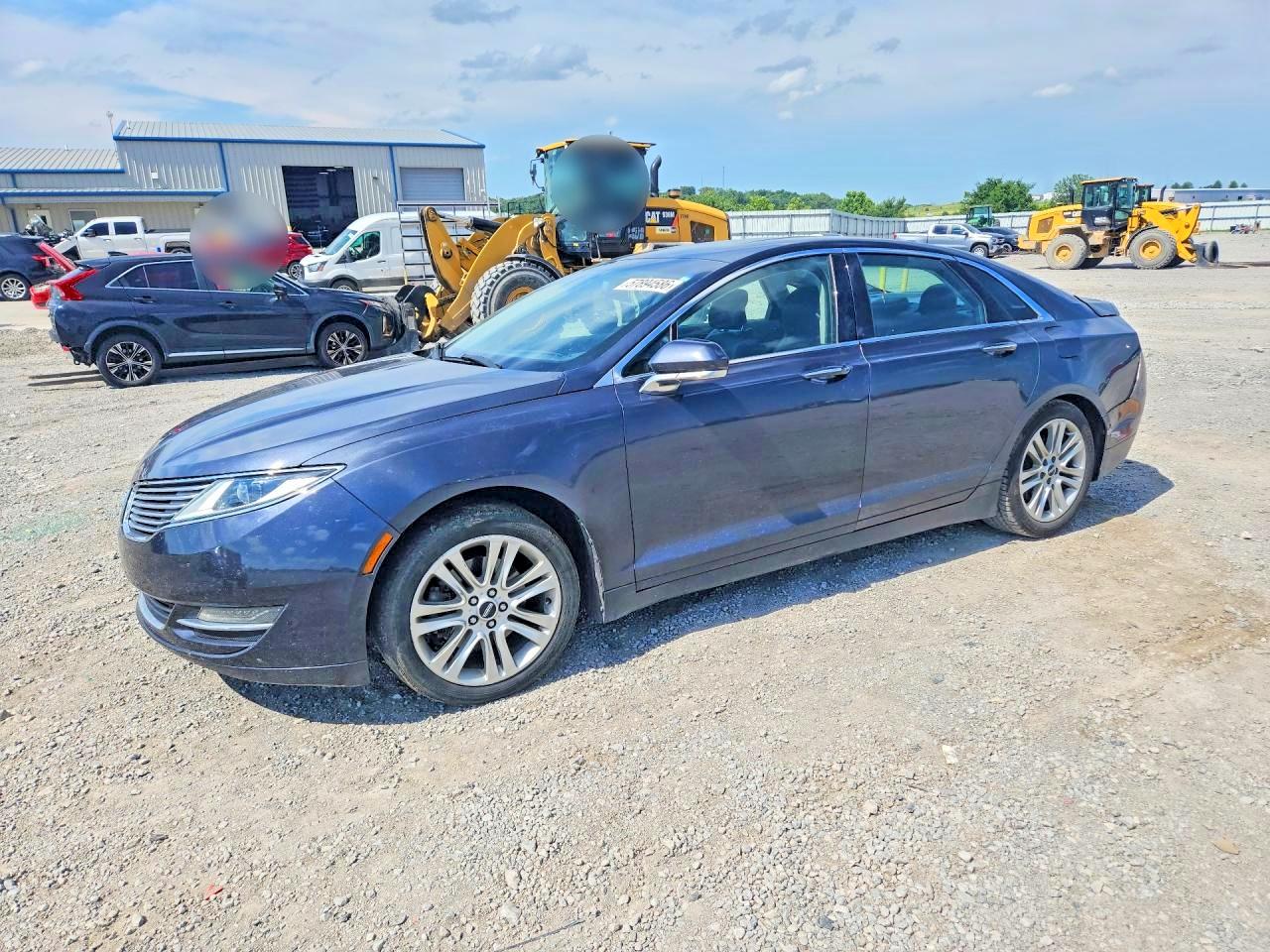 3LN6L2GK4ER828219 · 2014 LINCOLN MKZ