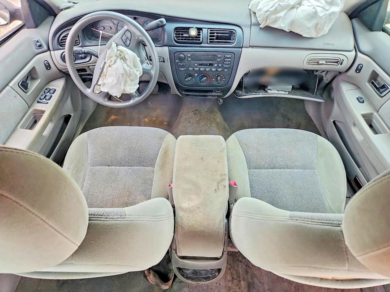 1FAFP5329YG206782 · 2000 FORD TAURUS · 8/12