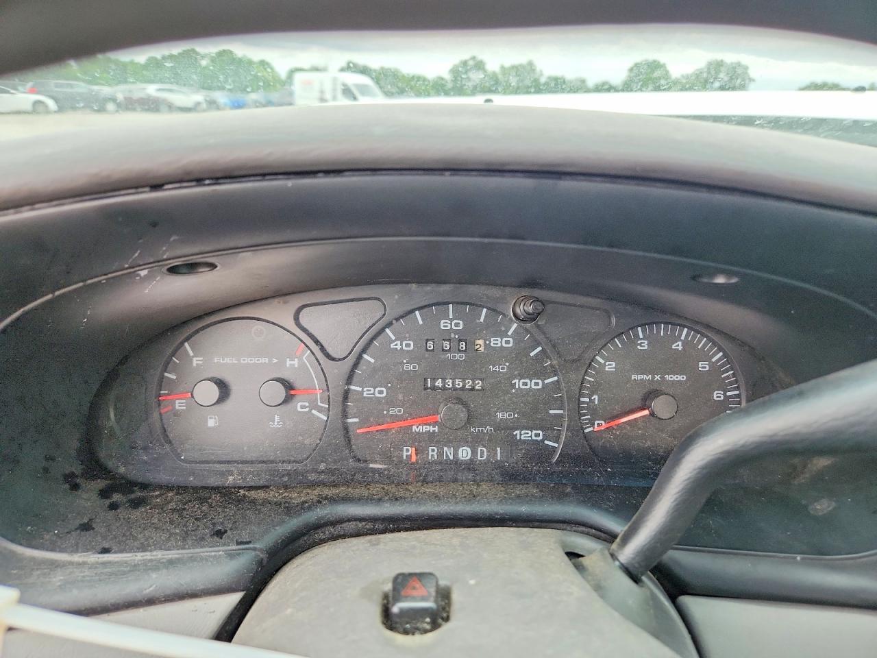 1FAFP5329YG206782 · 2000 FORD TAURUS · 9/12