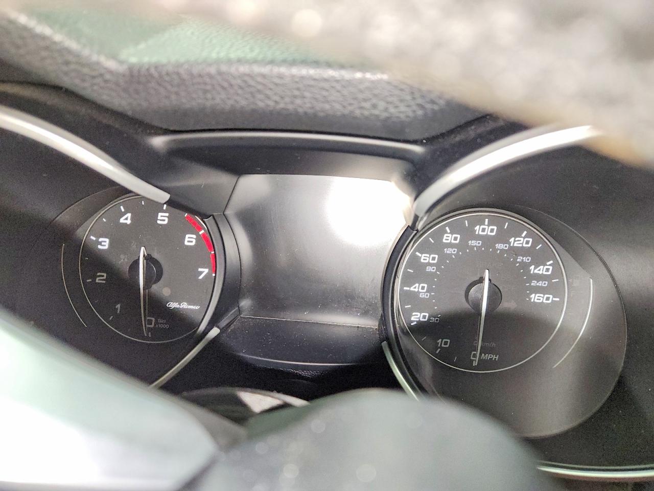 ZASPAKBN4N7D25532 · 2022 ALFA ROMEO STELVIO · 9/13