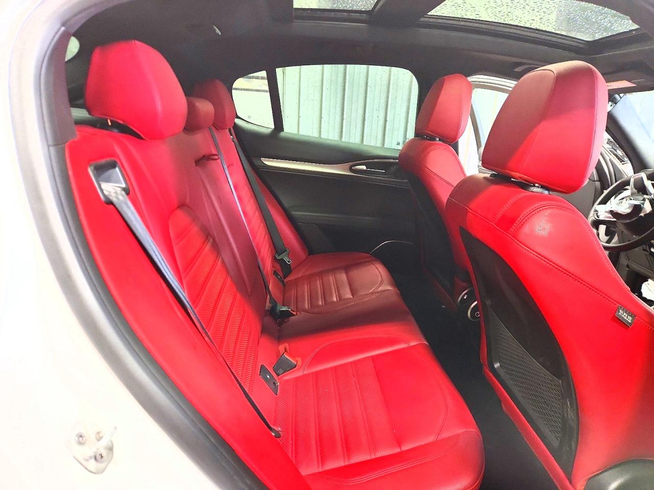 ZASPAKBN4N7D25532 · 2022 ALFA ROMEO STELVIO · 11/13
