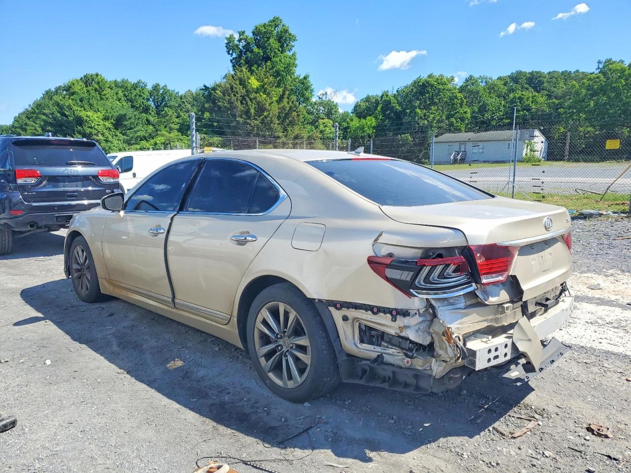 JTHCL5EF9D5019457 · 2013 LEXUS LS · 3/10
