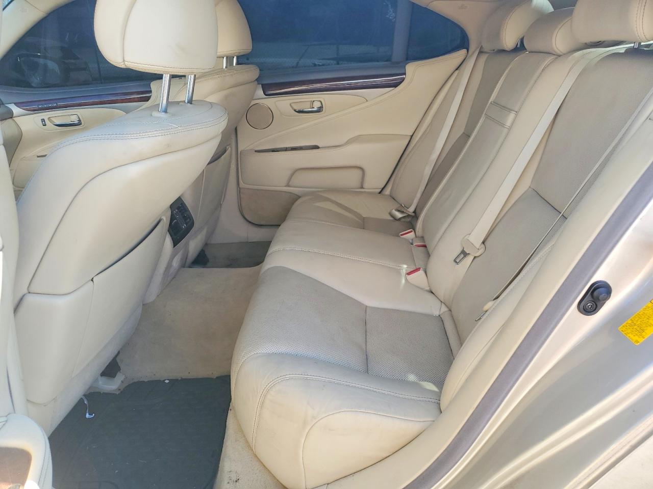 JTHCL5EF9D5019457 · 2013 LEXUS LS · 6/10