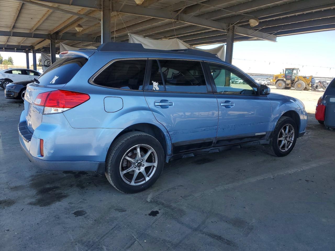 4S4BRBCC1C3238065 · 2012 SUBARU OUTBACK · 3/12