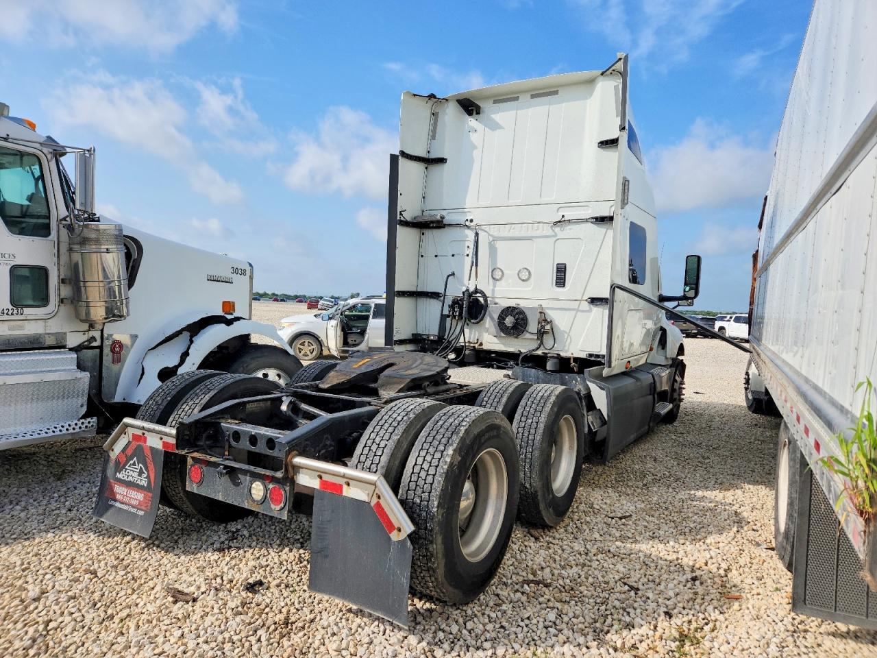 3HSDZAPR4LN813426 · 2020 INTERNATIONAL LT625 · 4/10