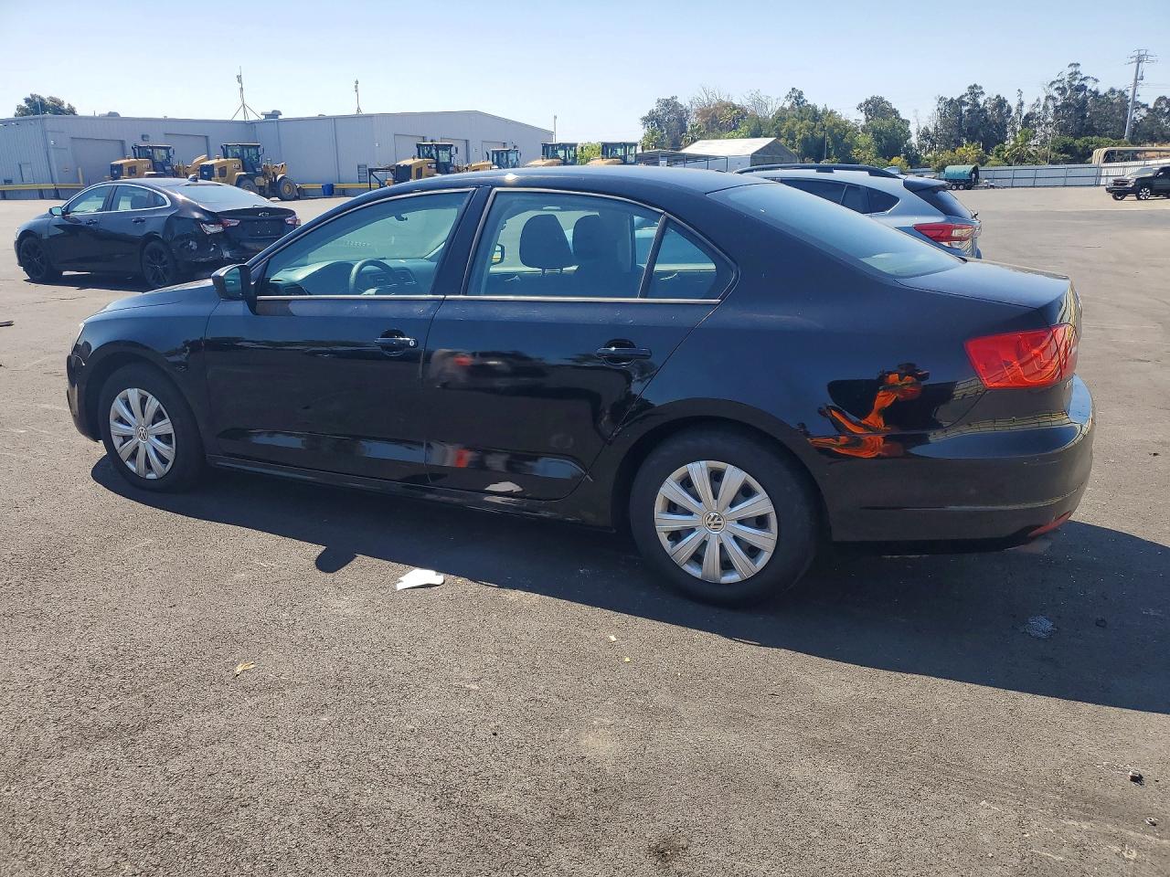 3VW2K7AJ0EM404405 · 2014 VOLKSWAGEN JETTA · 2/12