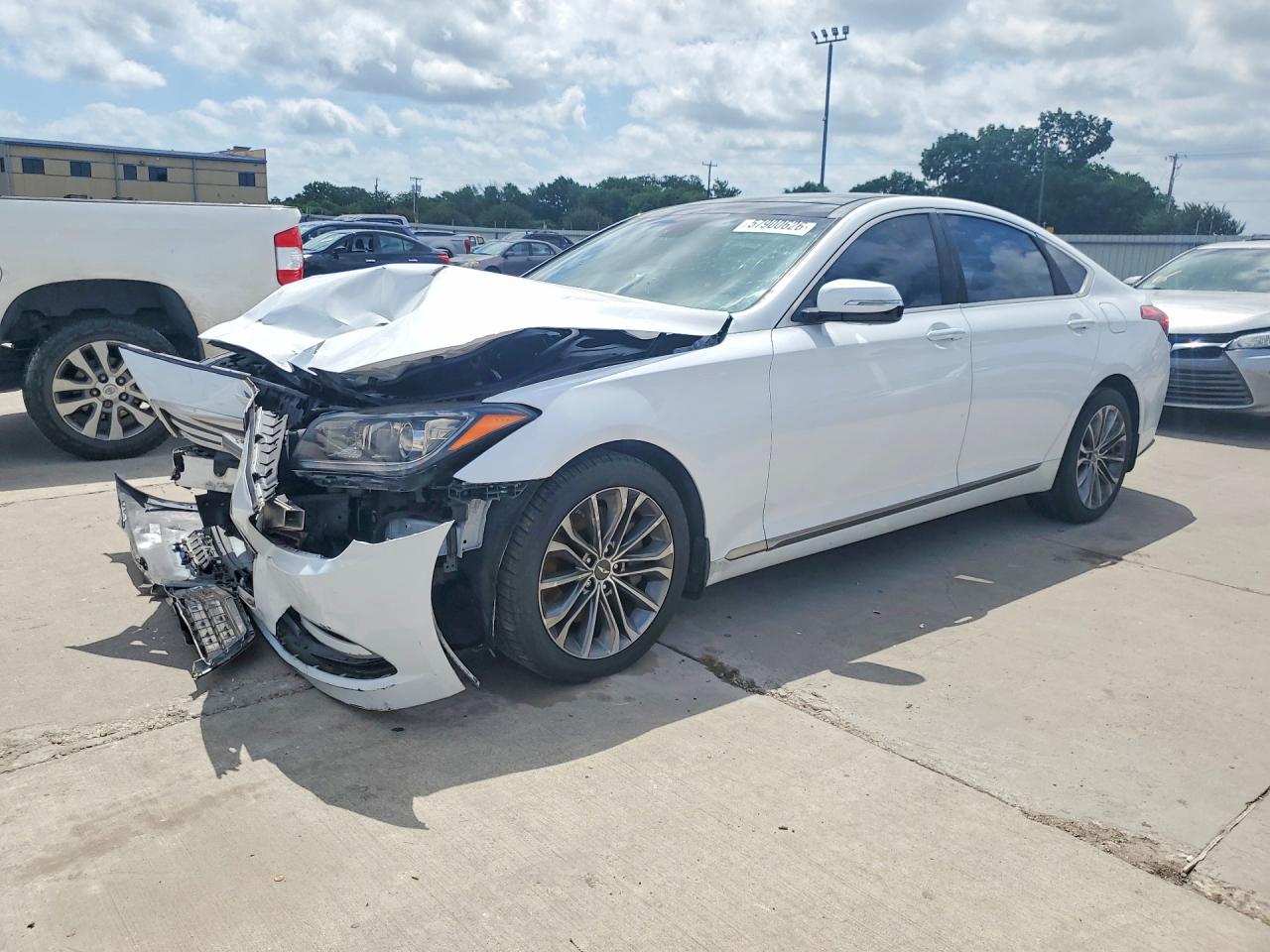KMHGN4JE8FU058288 · 2015 HYUNDAI GENESIS