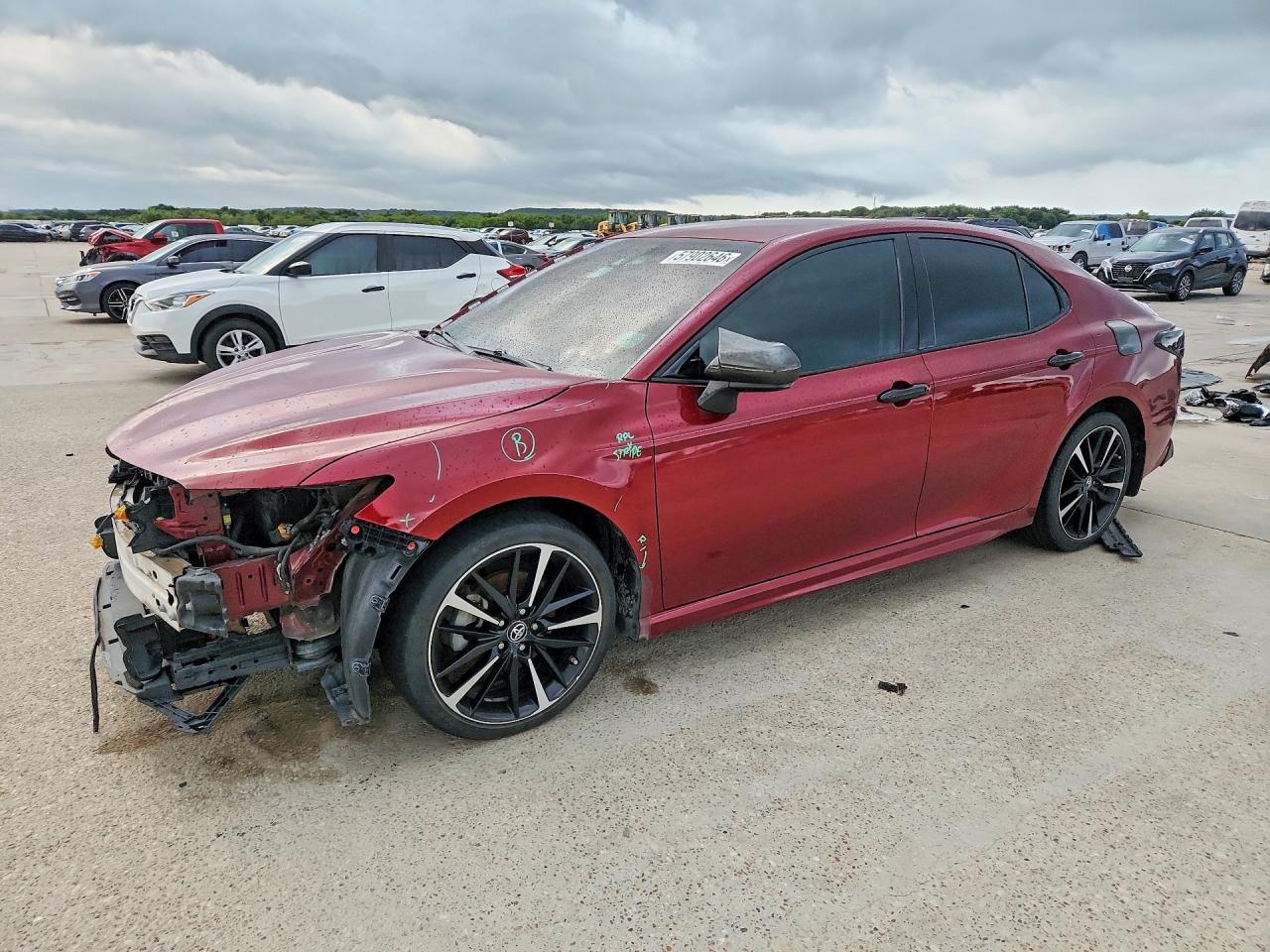4T1B61HK0JU519428 · 2018 TOYOTA CAMRY