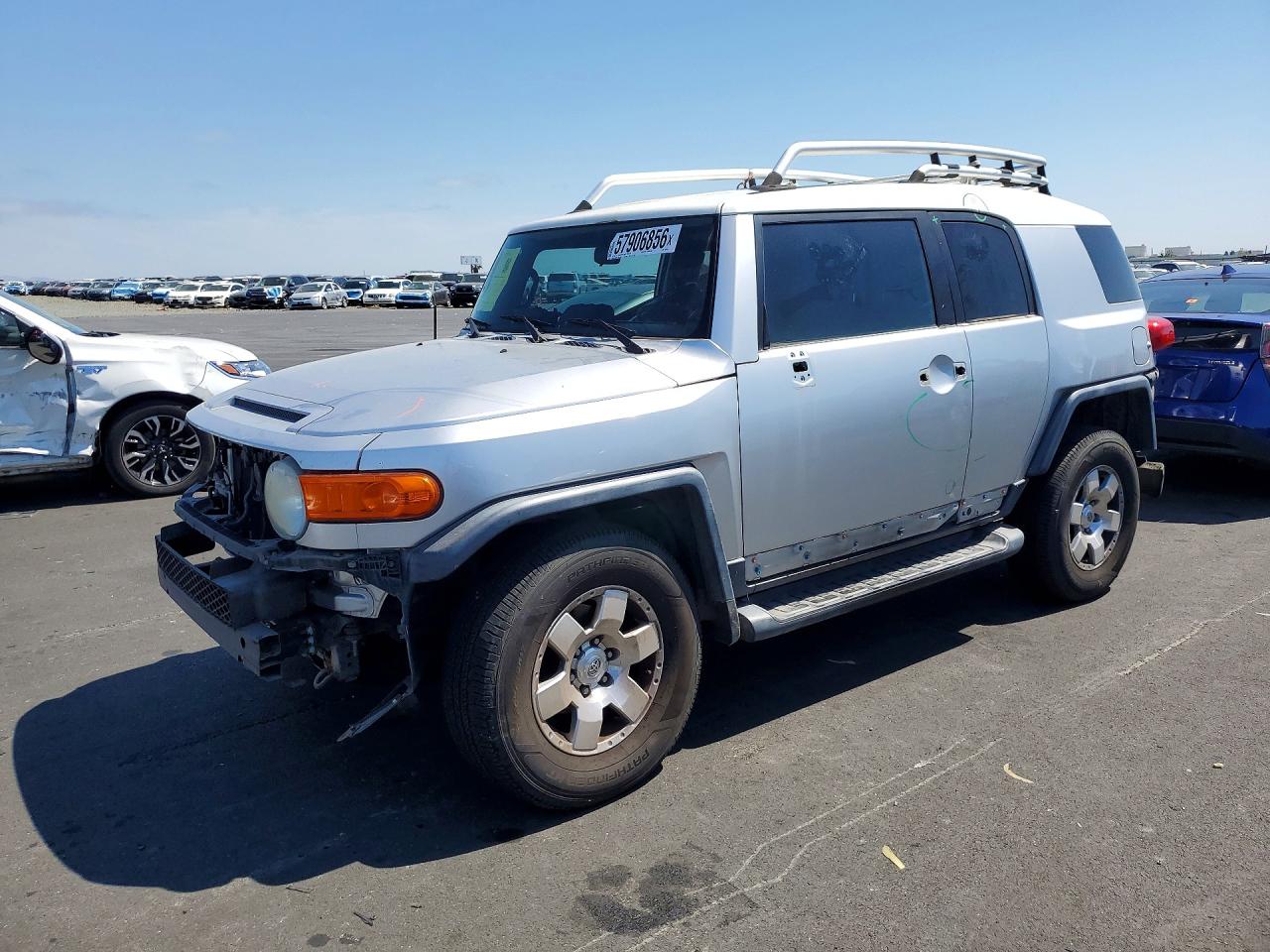 JTEBU11FX8K046629 · 2008 TOYOTA FJ CRUISER