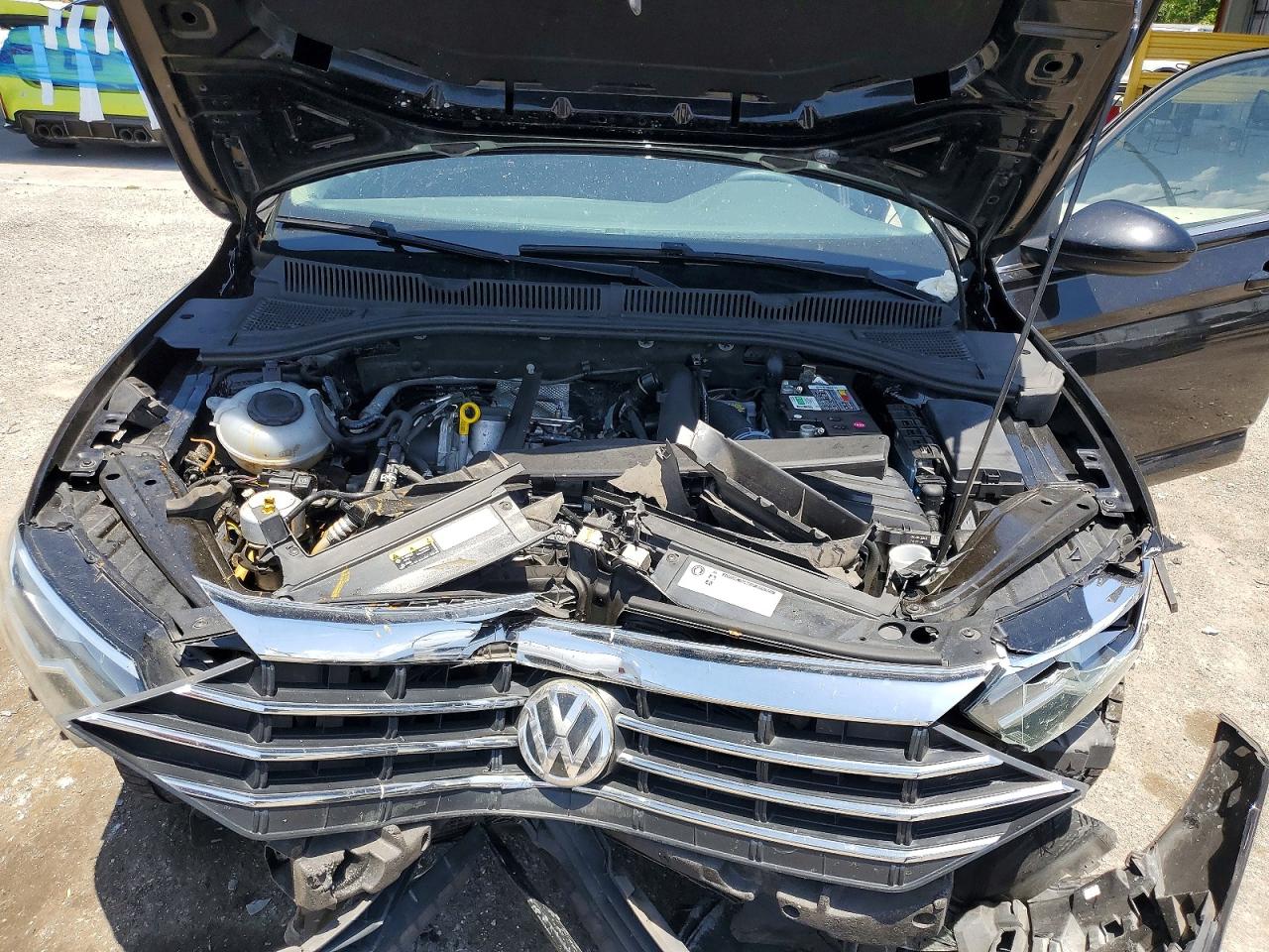3VWN57BU3KM034950 · 2019 VOLKSWAGEN JETTA · 11/13
