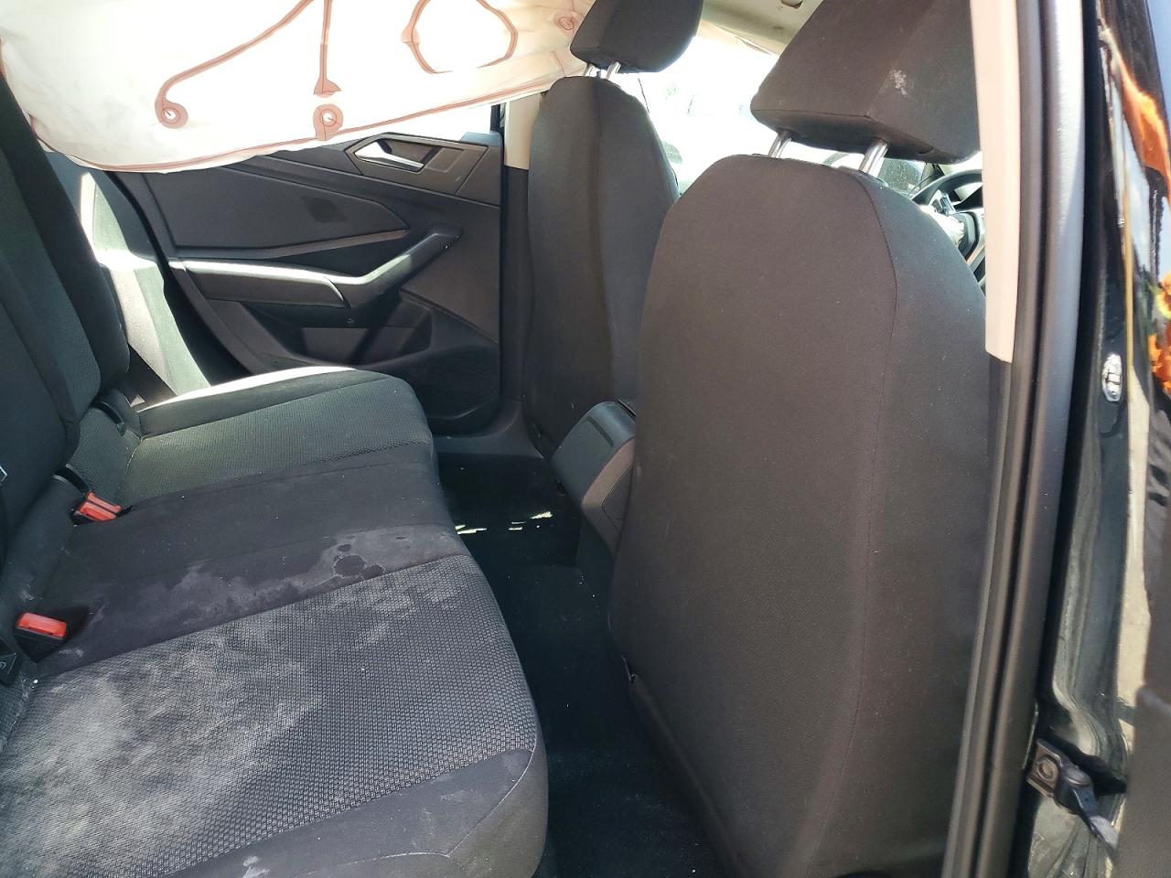 3VWN57BU3KM034950 · 2019 VOLKSWAGEN JETTA · 10/13