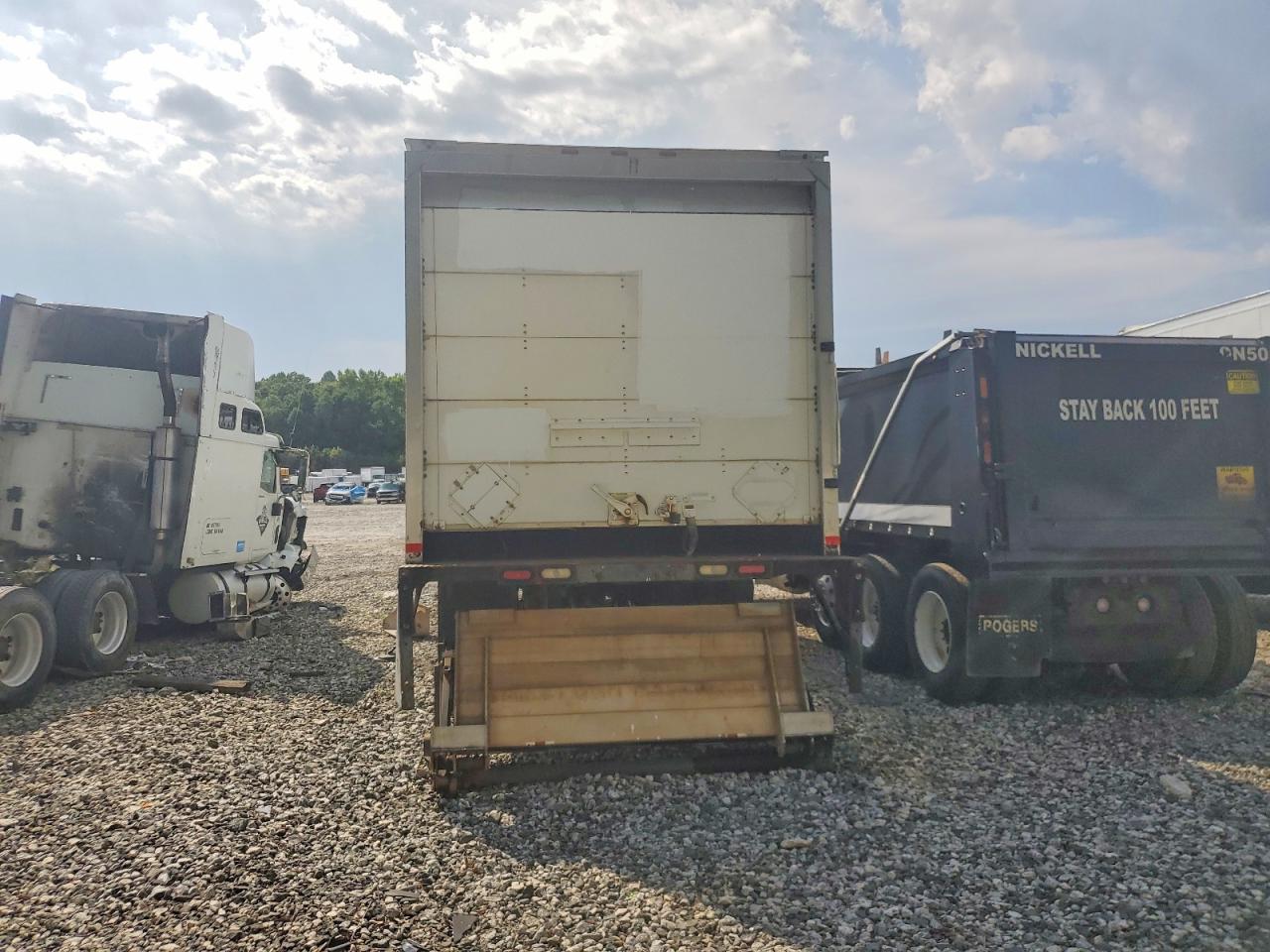 1FVACXDT9CHBM7147 · 2012 FREIGHTLINER M2 · 5/11