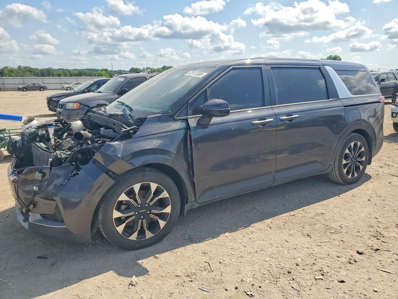 2024 KIA CARNIVAL