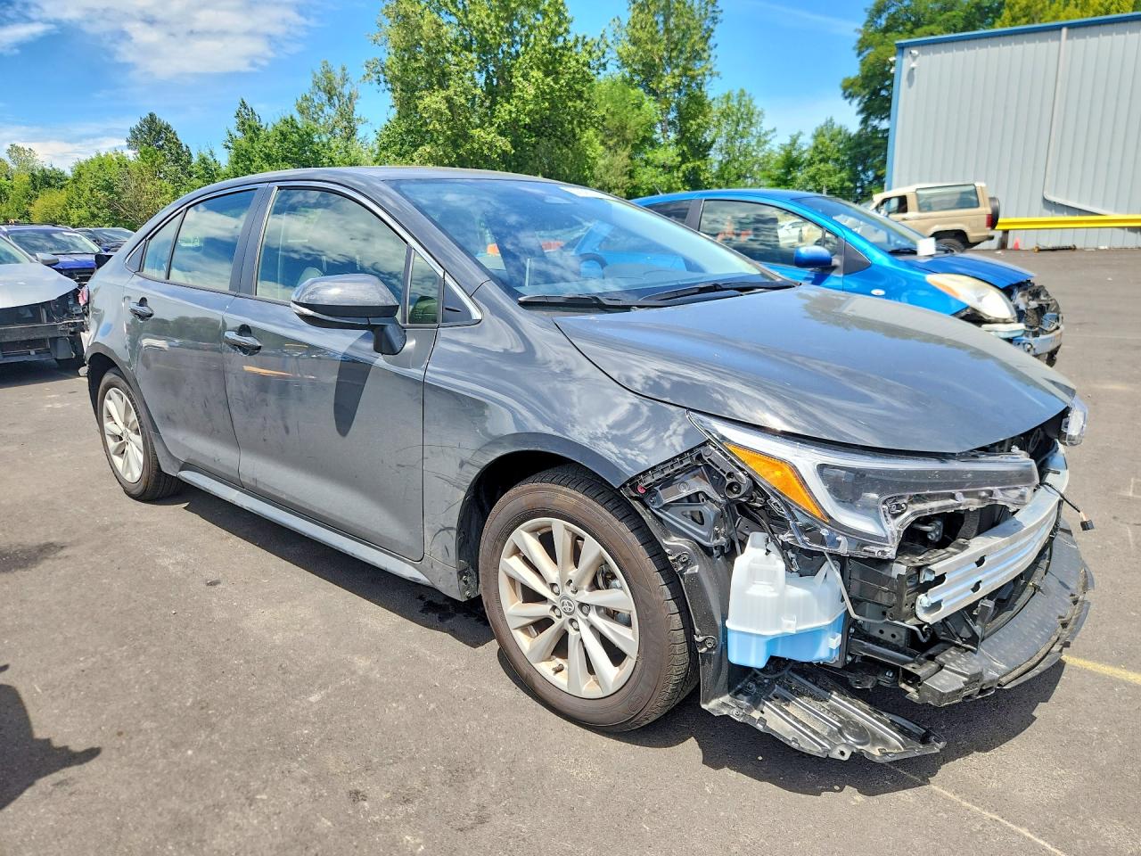 JTDBCMFE0T3133676 · 2026 TOYOTA COROLLA HYBRID · 4/13