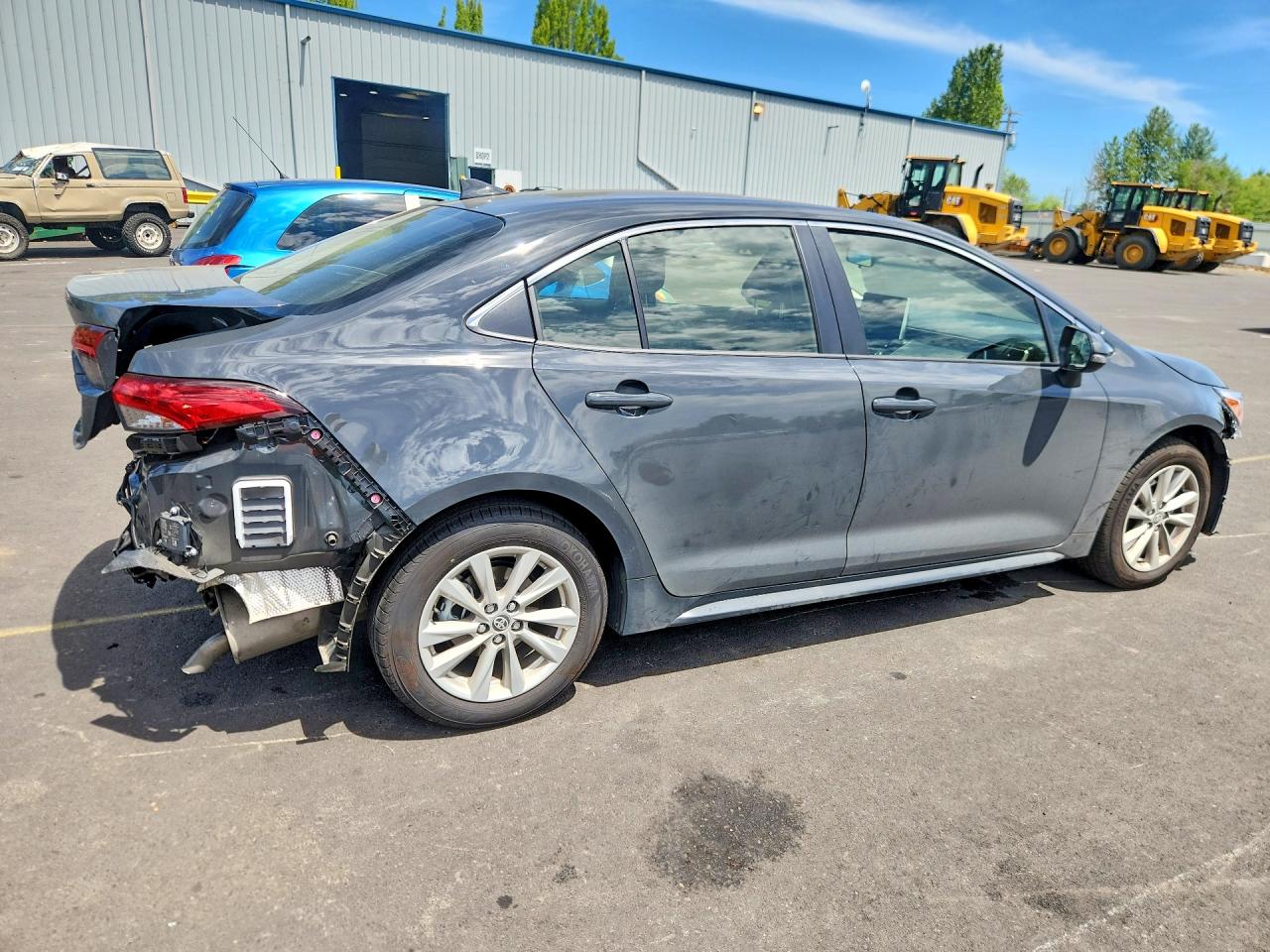 JTDBCMFE0T3133676 · 2026 TOYOTA COROLLA HYBRID · 3/13