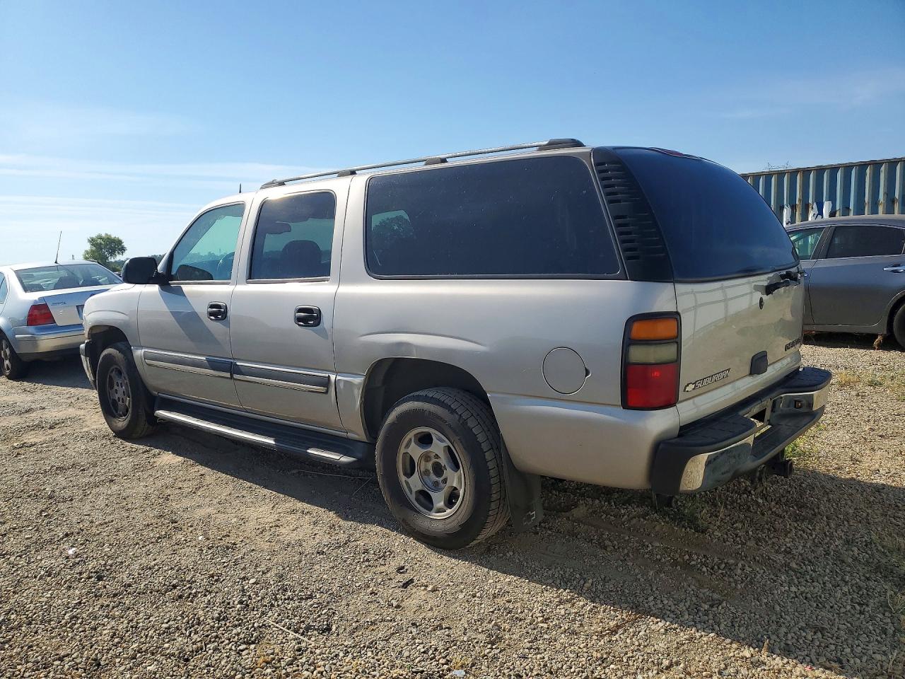 1GNFK16Z35J105432 · 2005 CHEVROLET SUBURBAN · 2/13