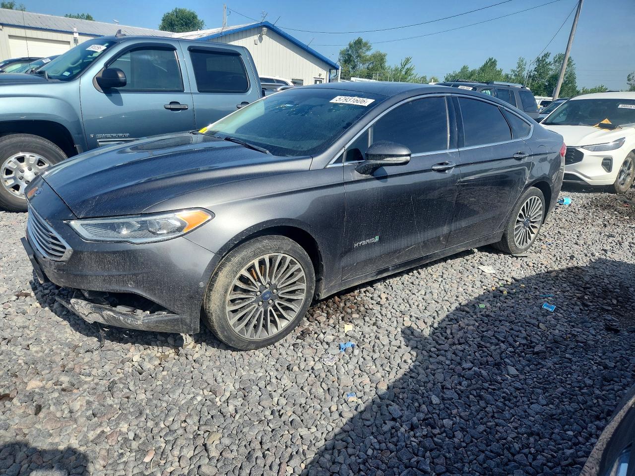 3FA6P0RU5JR274880 · 2018 FORD FUSION