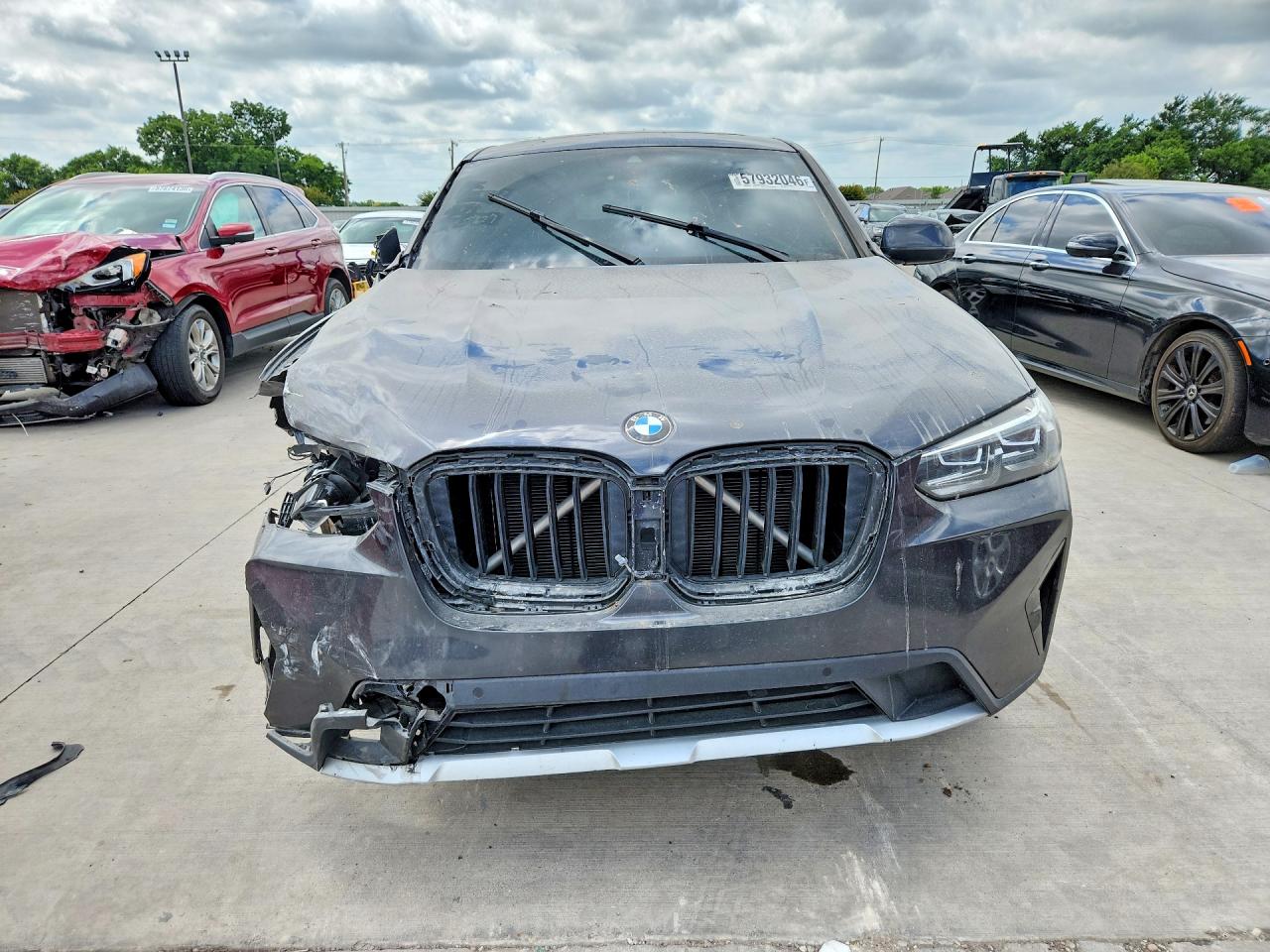 5UX33DT09R9V05727 · 2024 BMW X4 · 5/13