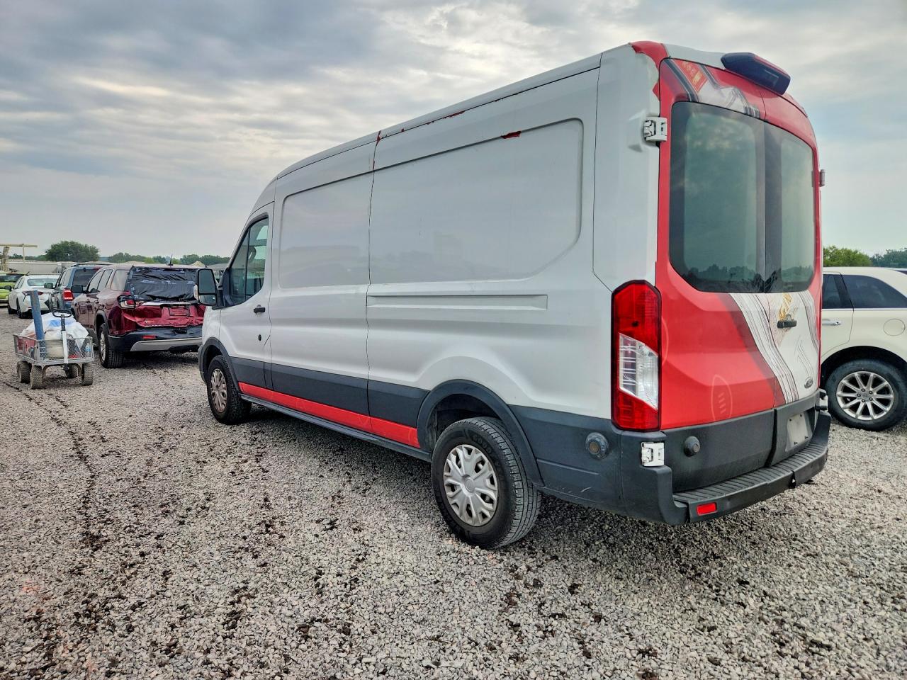 1FTBR1C80LKA30632 · 2020 FORD TRANSIT · 2/13