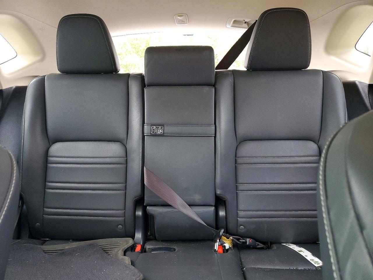 JTJYARBZ9J2101900 · 2018 LEXUS NX 300 · 10/13