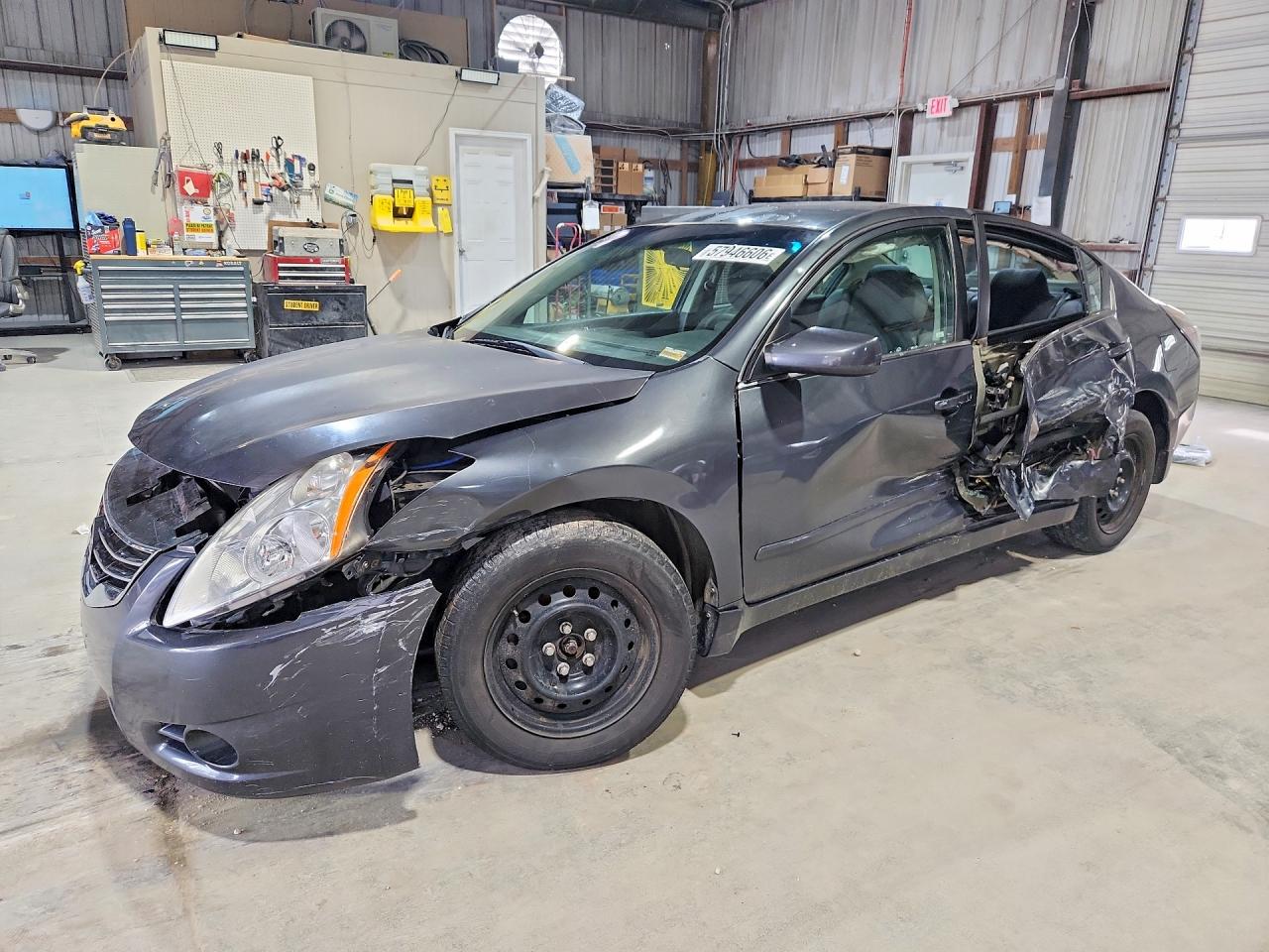 1N4AL2AP0BN468566 · 2011 NISSAN ALTIMA