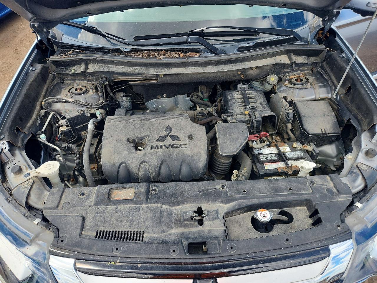 JA4AD3A32HZ070846 · 2017 MITSUBISHI OUTLANDER · 12/13