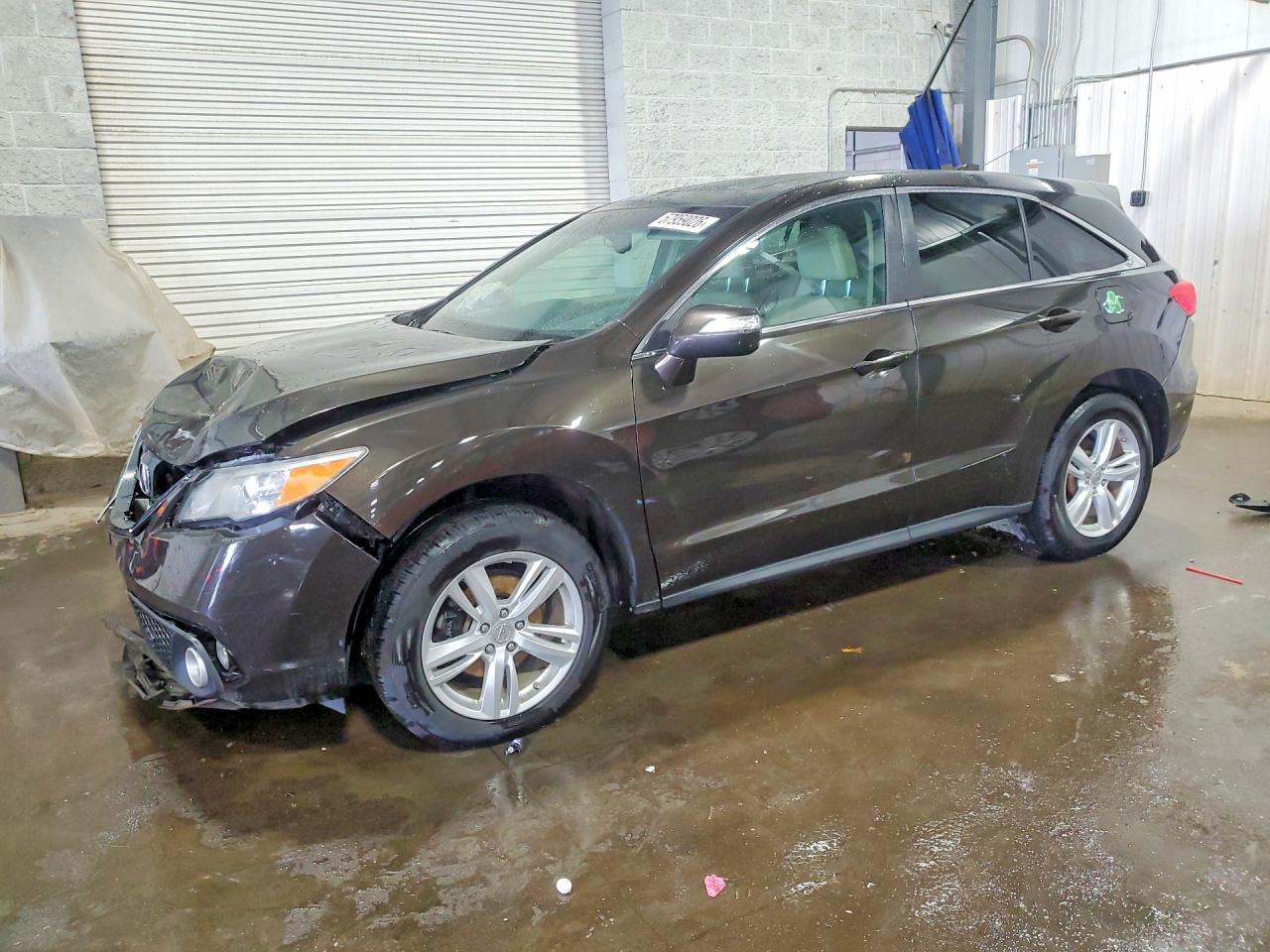 5J8TB4H5XFL027293 · 2015 ACURA RDX