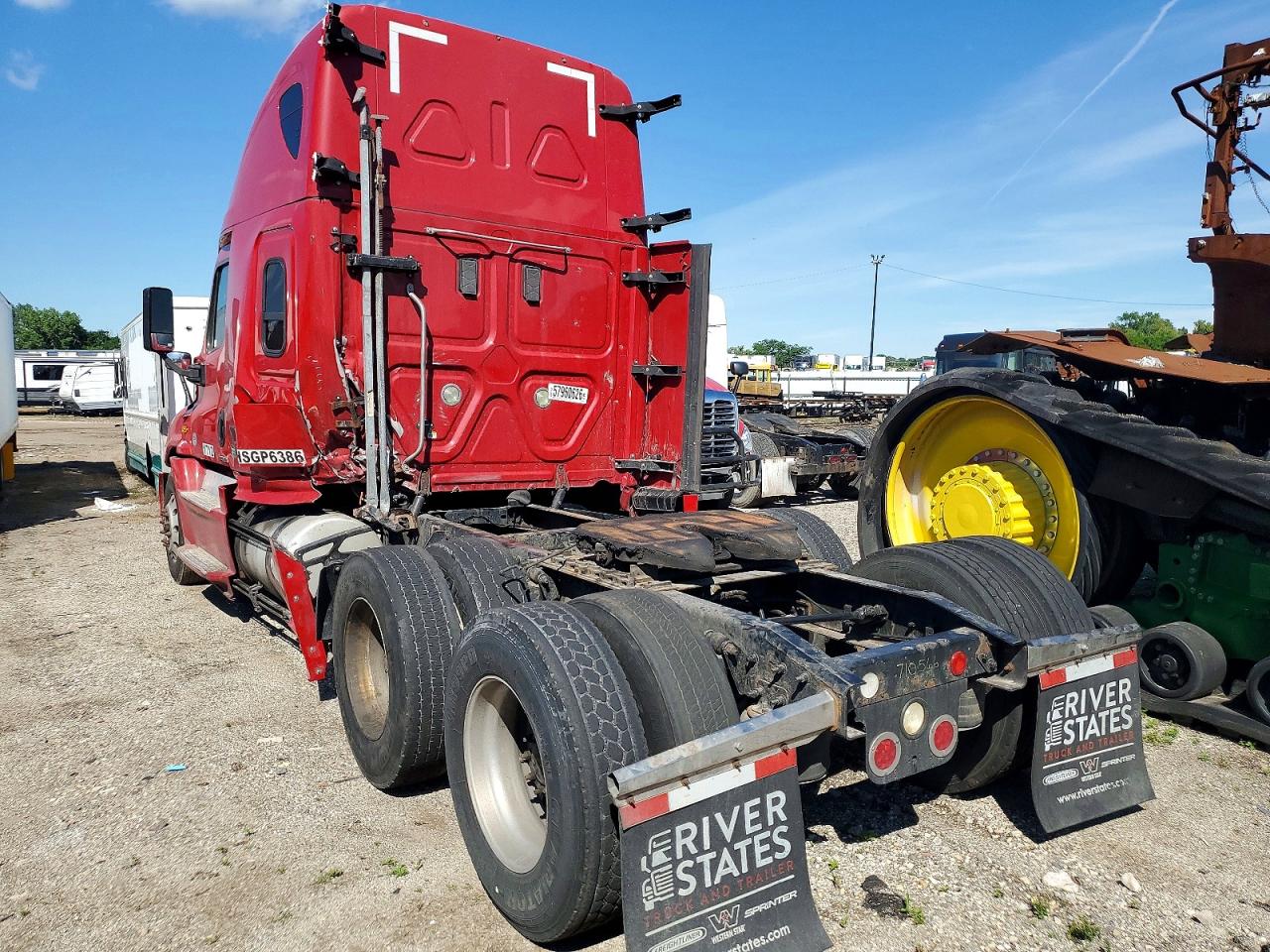 3AKJGLDR0HSGP6386 · 2017 FREIGHTLINER CASCADIA 125 · 3/9