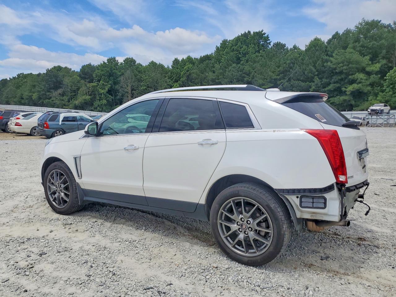 3GYFNDE33GS570495 · 2016 CADILLAC SRX · 2/12
